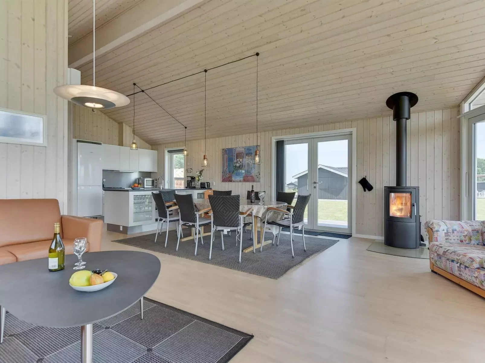 "Iorund" - 550m from the sea-Inside