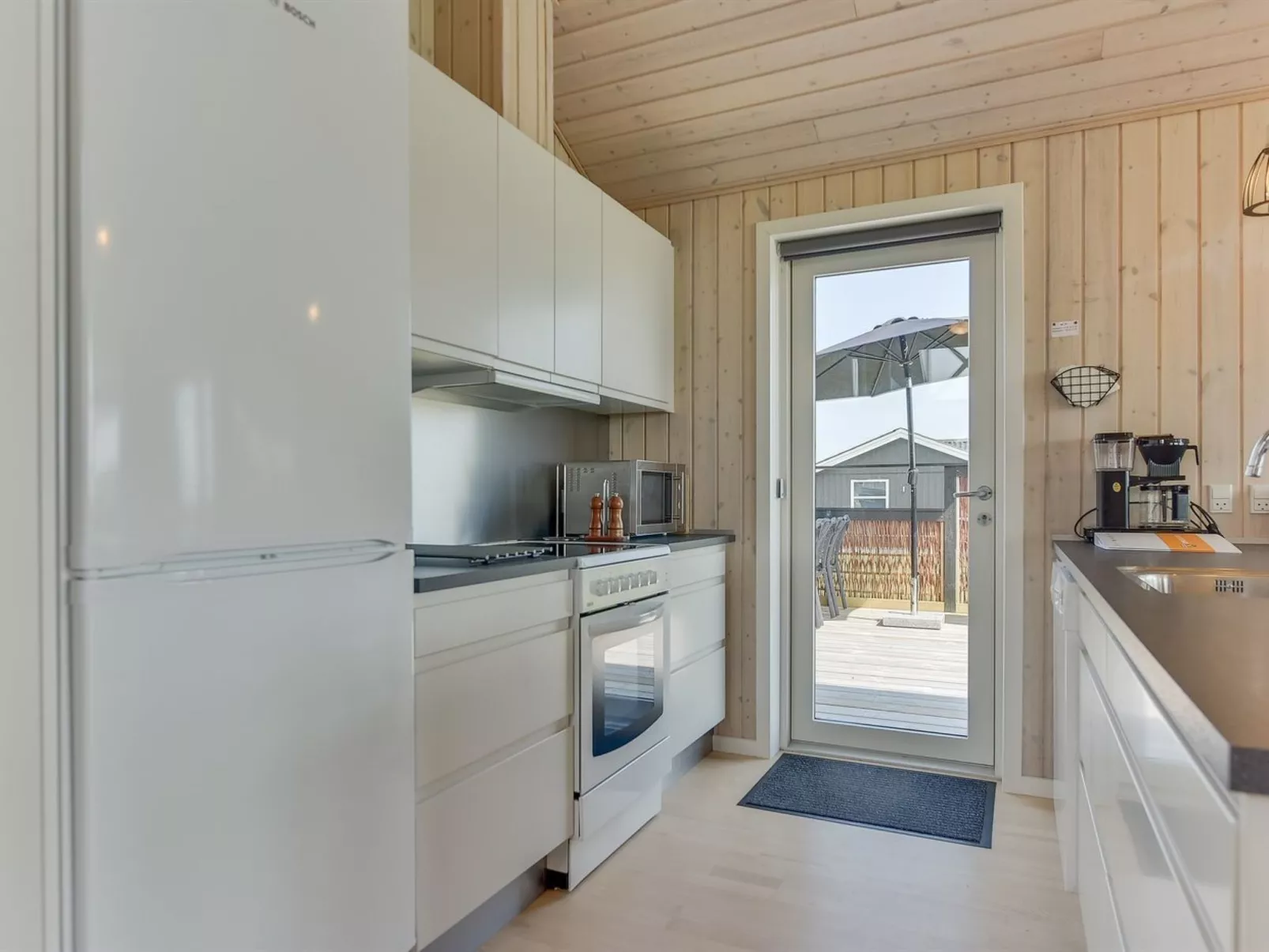 "Iorund" - 550m from the sea-Inside