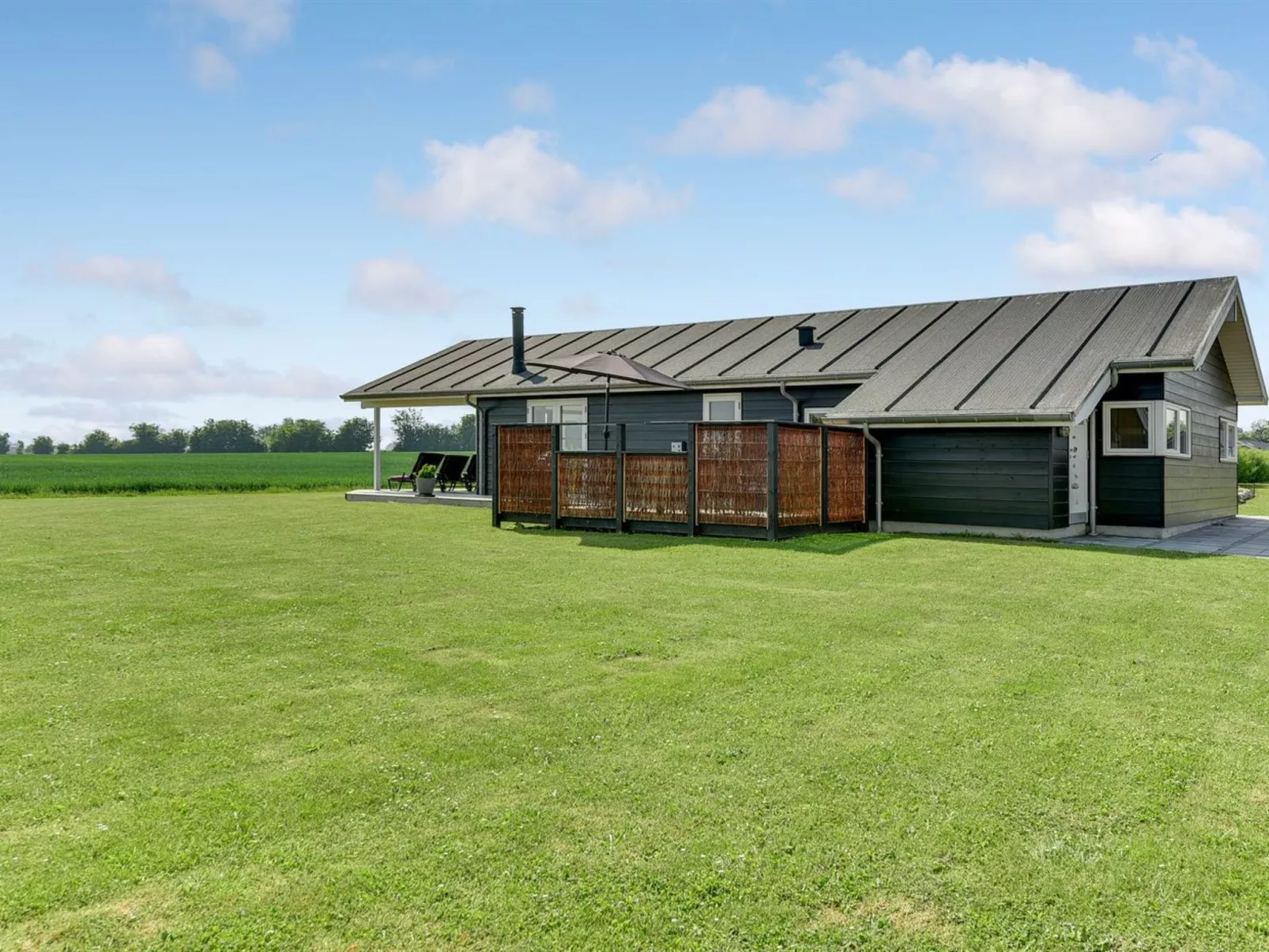 "Iorund" - 550m from the sea-Outside