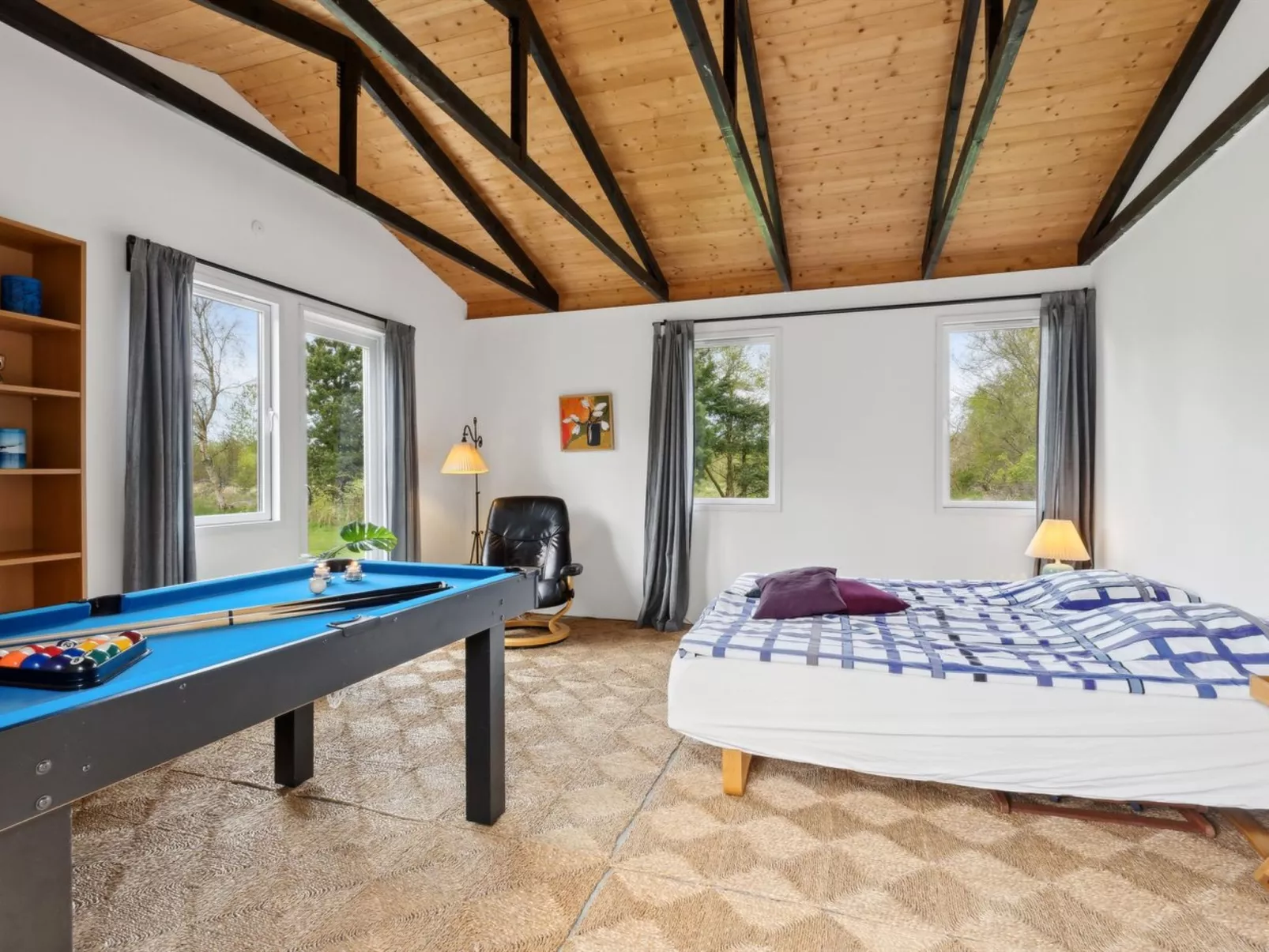 "Merrit" - 350m from the sea-Inside