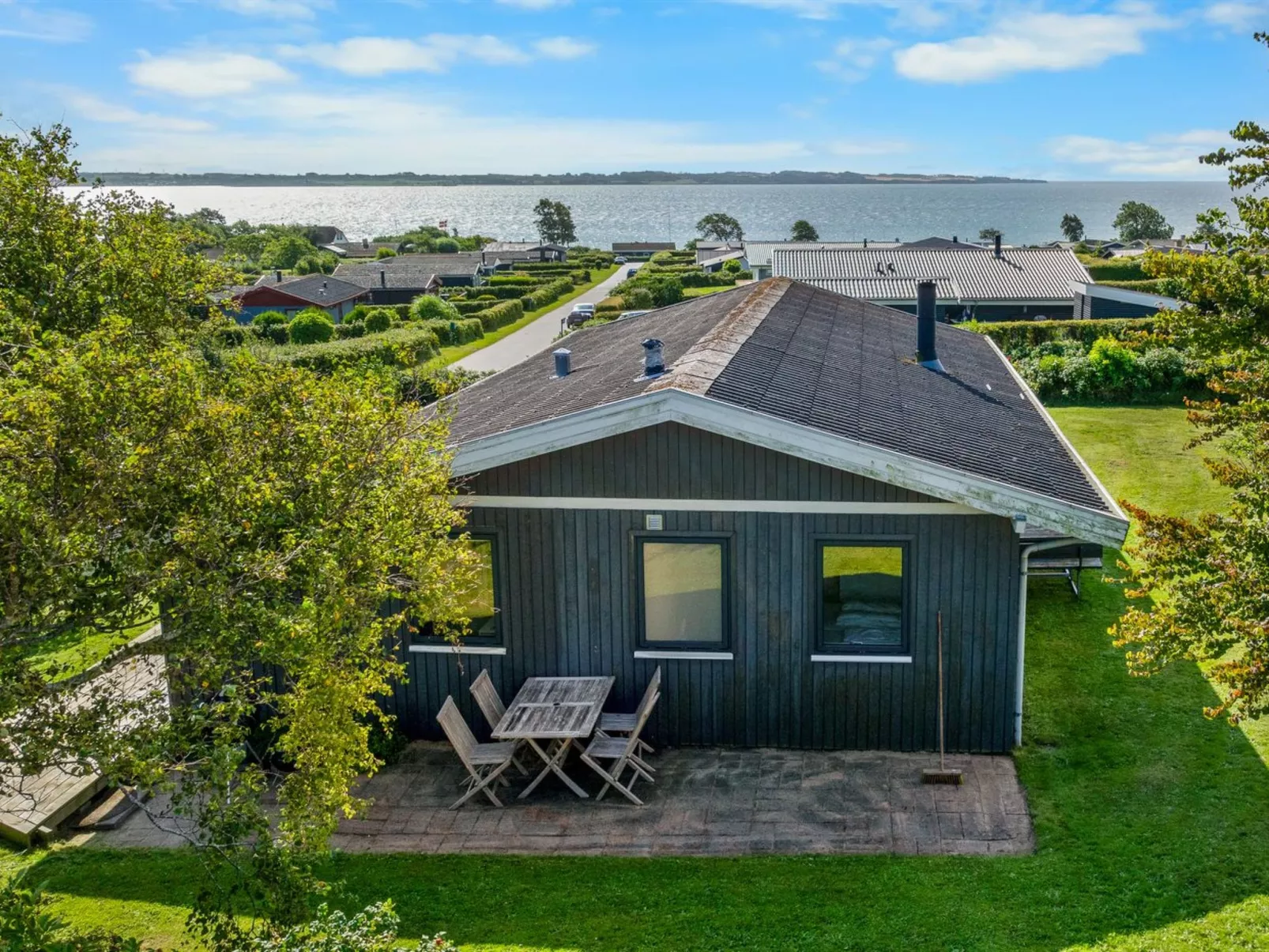 "Dorathea" - 360m from the sea-Outside