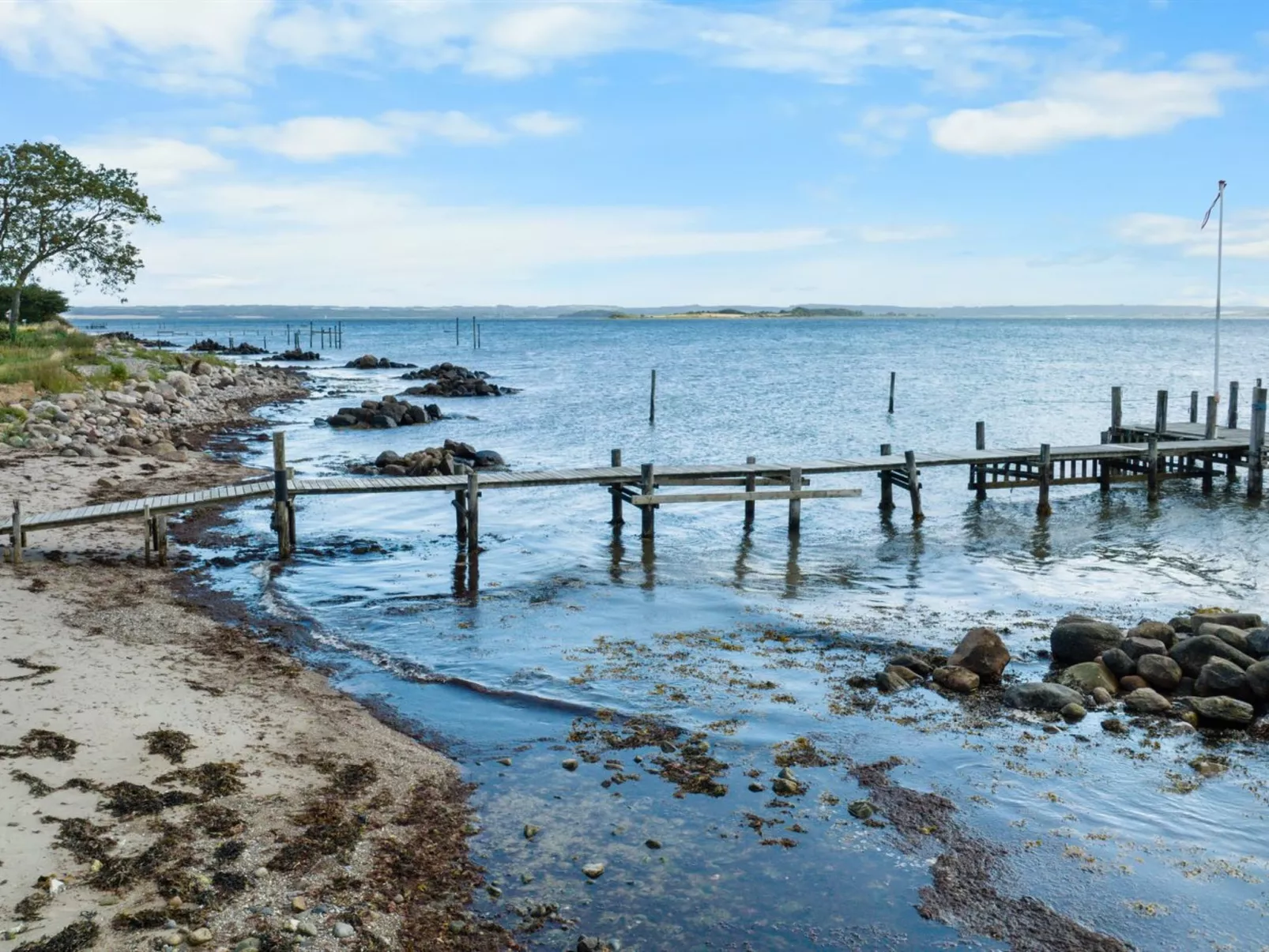 "Dorathea" - 360m from the sea-Outside