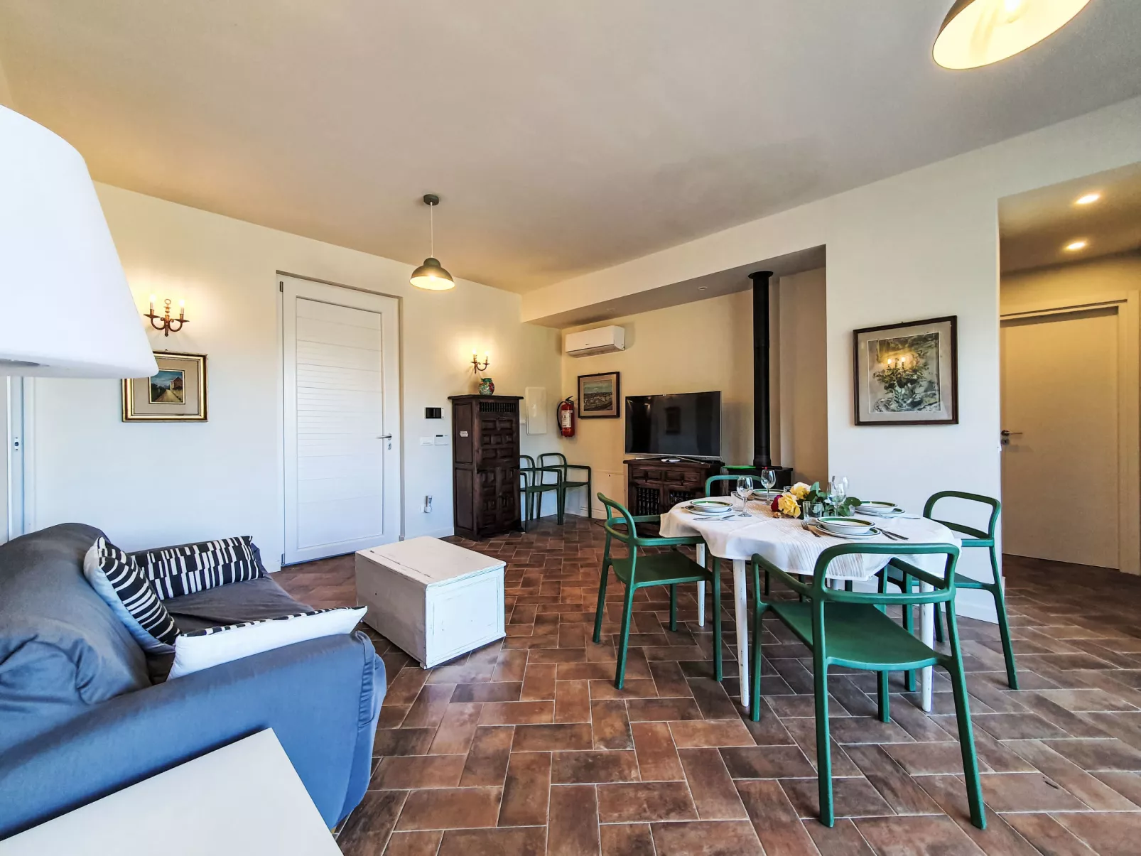 Favorita Suites Ginestra-Inside