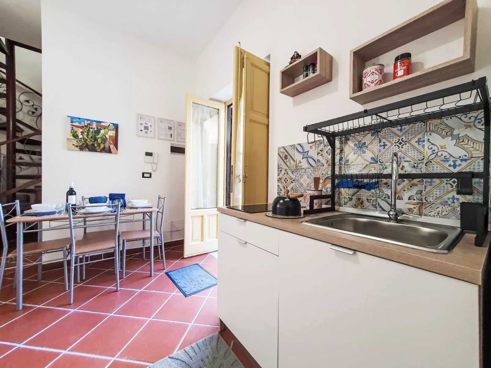 Maya's Home Palermo-Inside