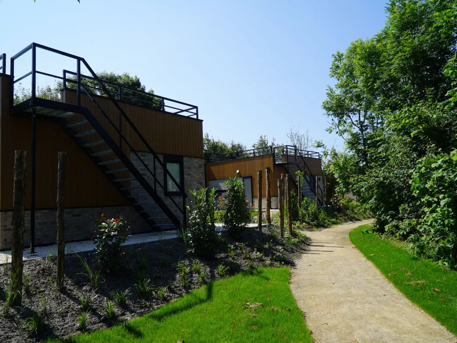 Pavilion 6-Outside