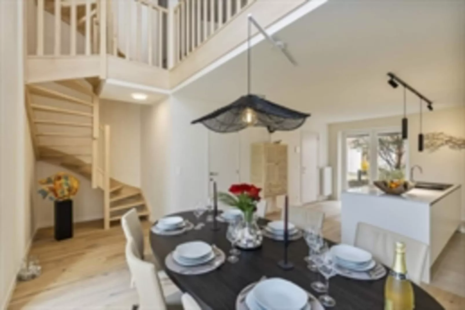 PAUL & VIRGINIE - 10TH-Dining room