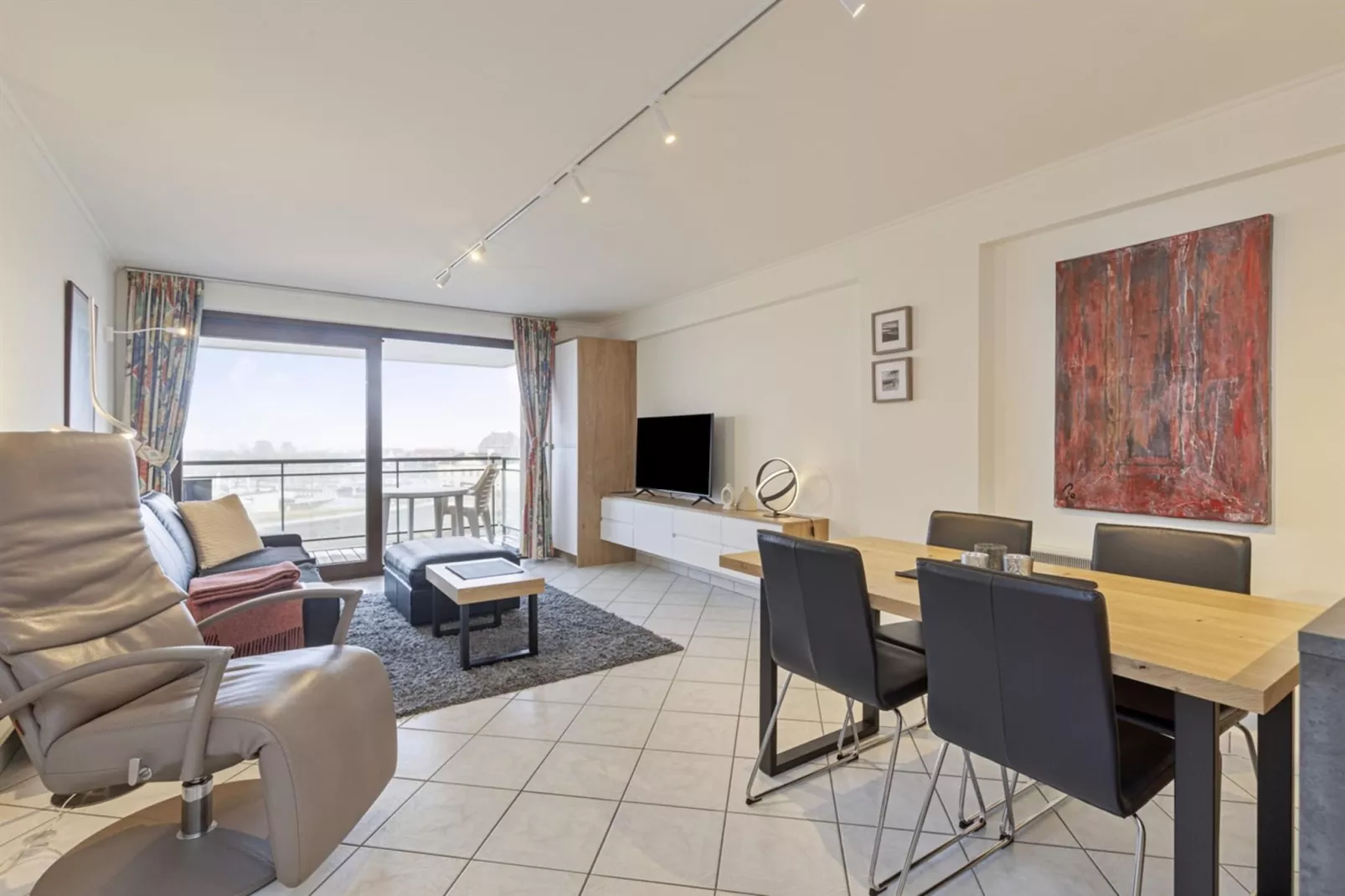HARBOUR VIEW - 3C-Living room