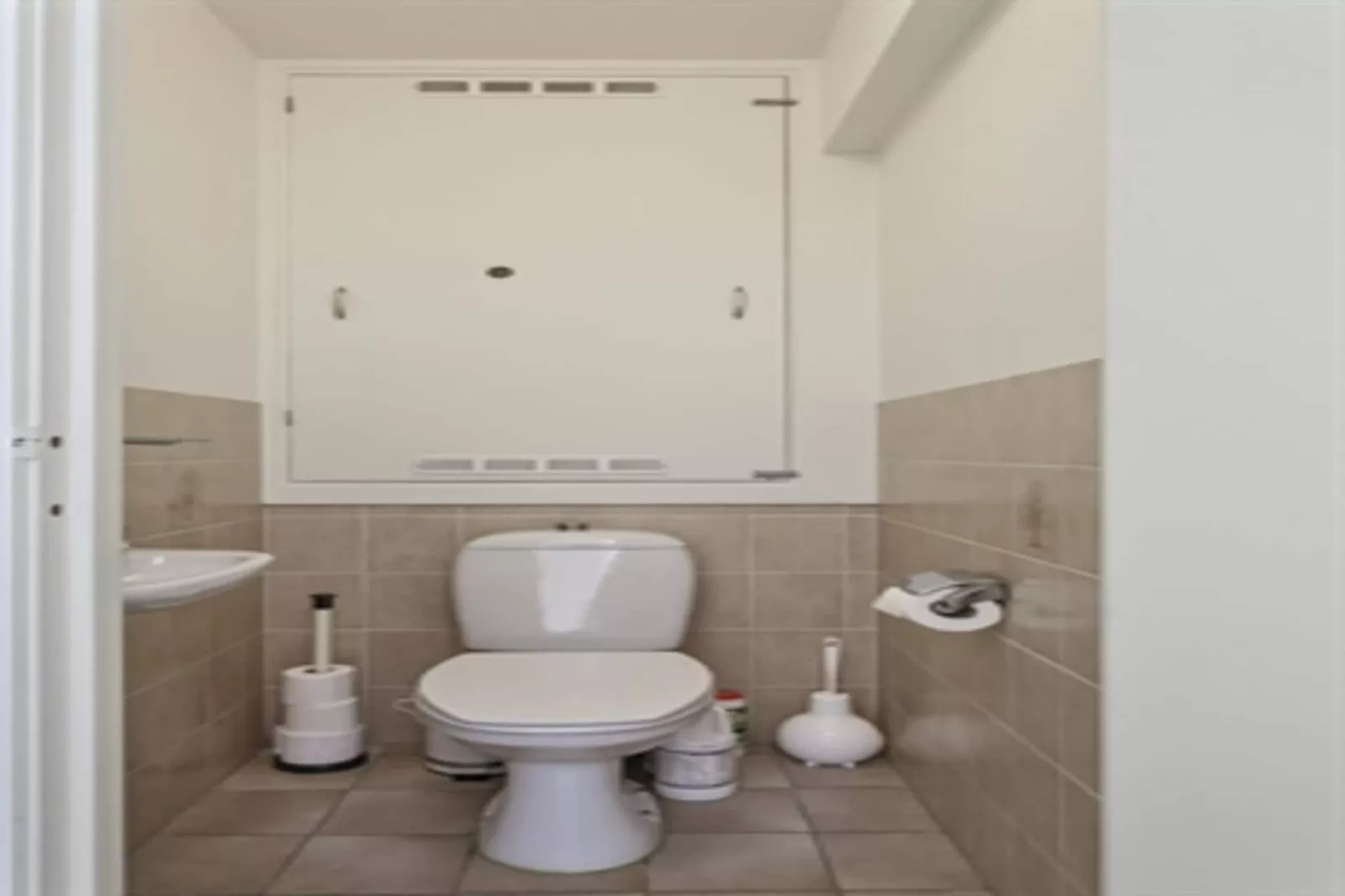 SIRIUS - 2 E-Bathroom