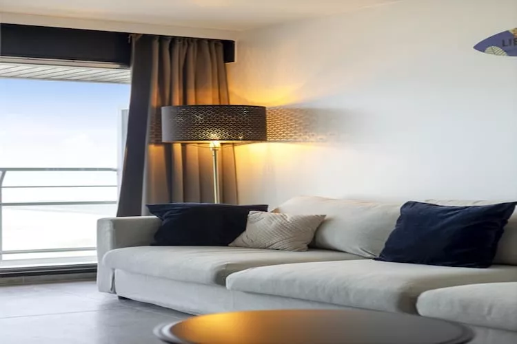 BLANKEDUYN 4A-Living room
