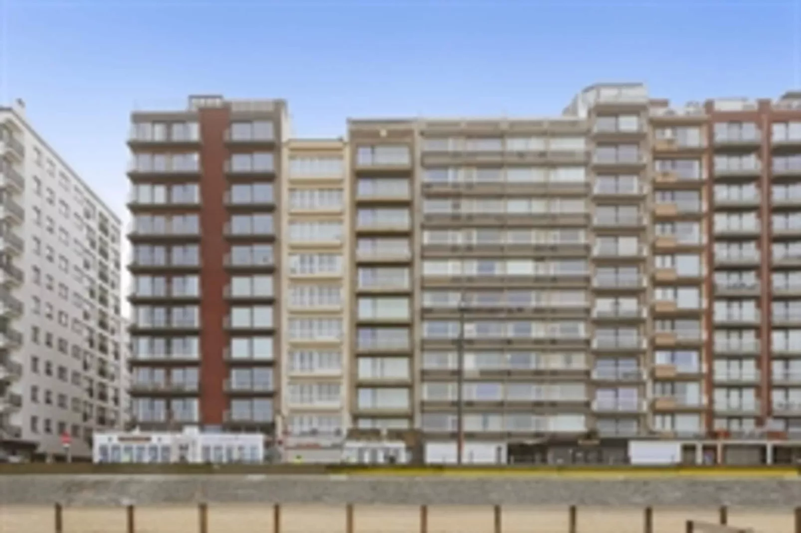 LUXBEACH - 7TH-Exterior summer