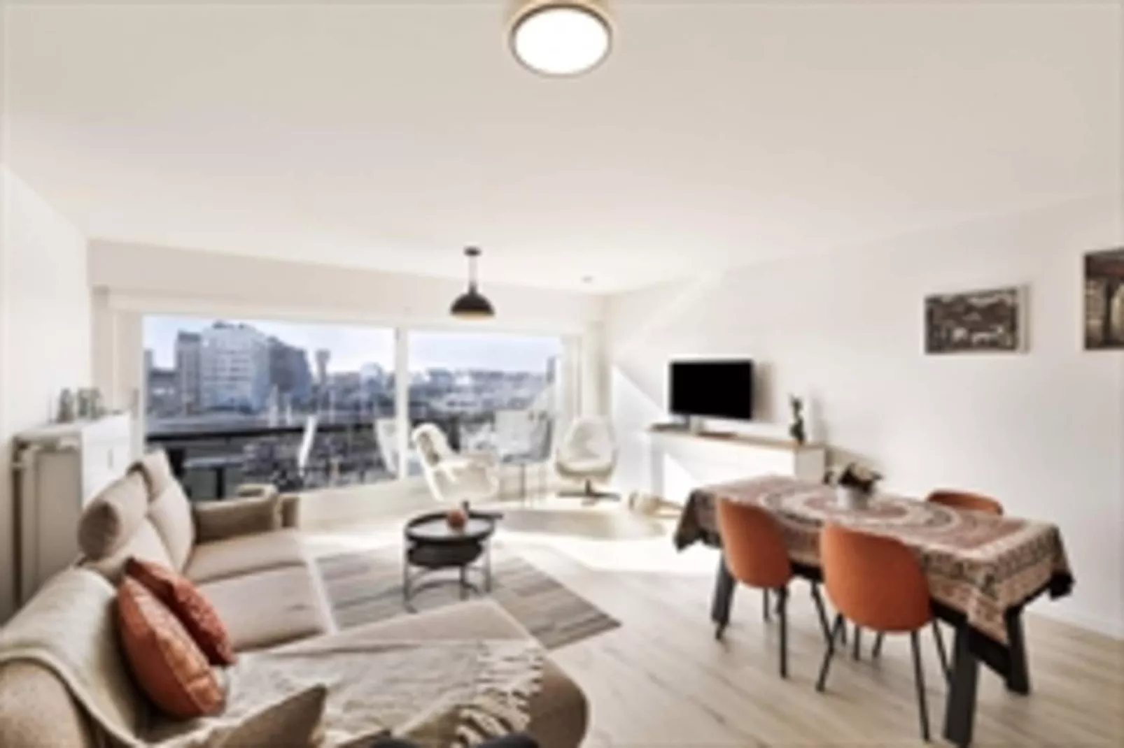 HARBOUR VIEW - 4B-Living room