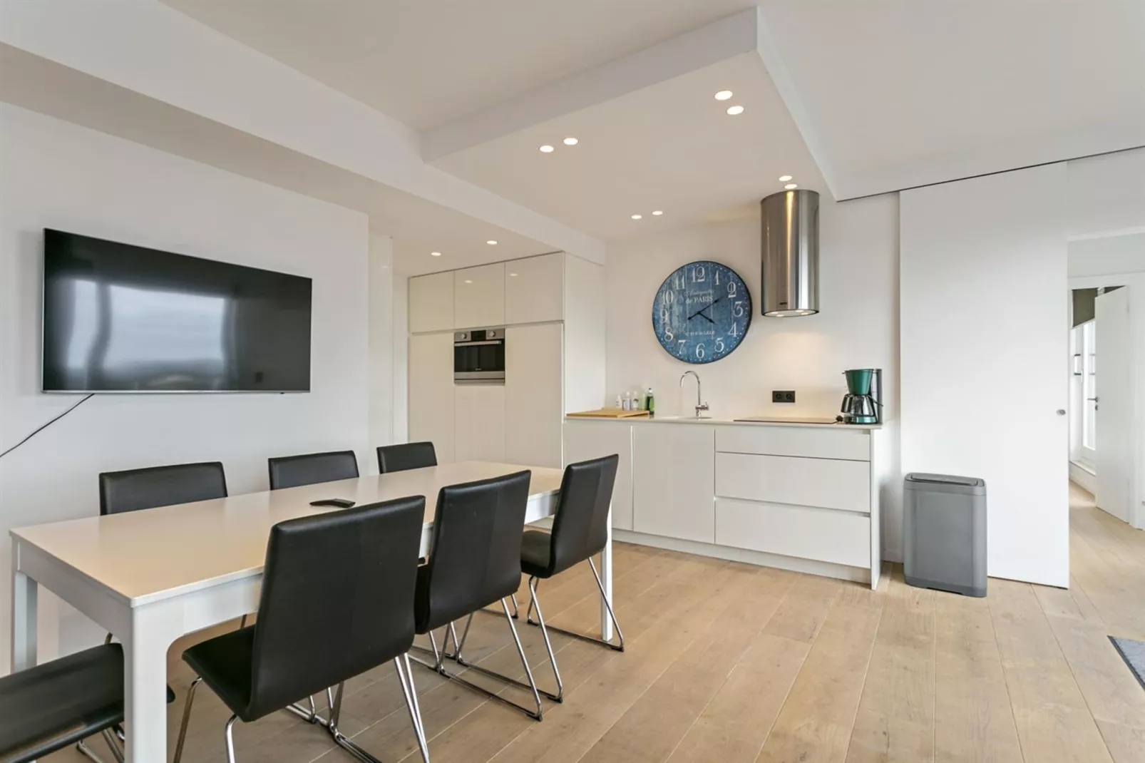 SLIPWAY - 10B-Dining room