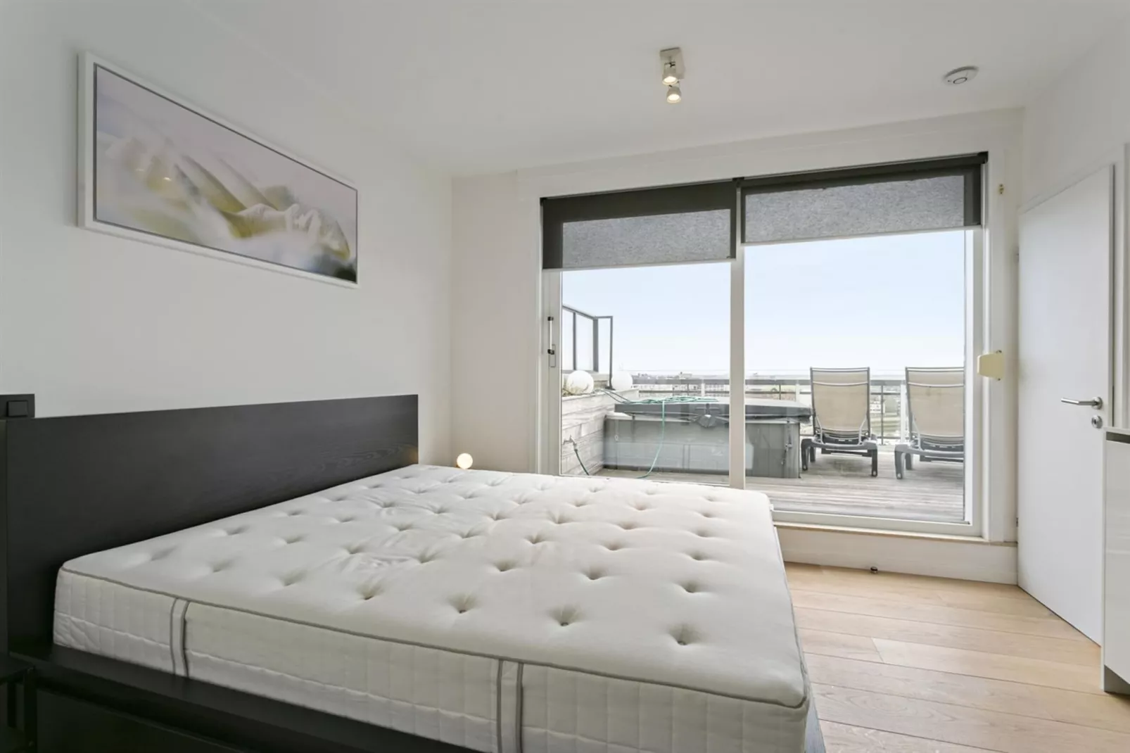 SLIPWAY - 10B-Bedroom