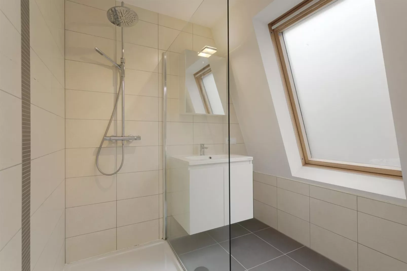 FREDERIC - 32-Bathroom