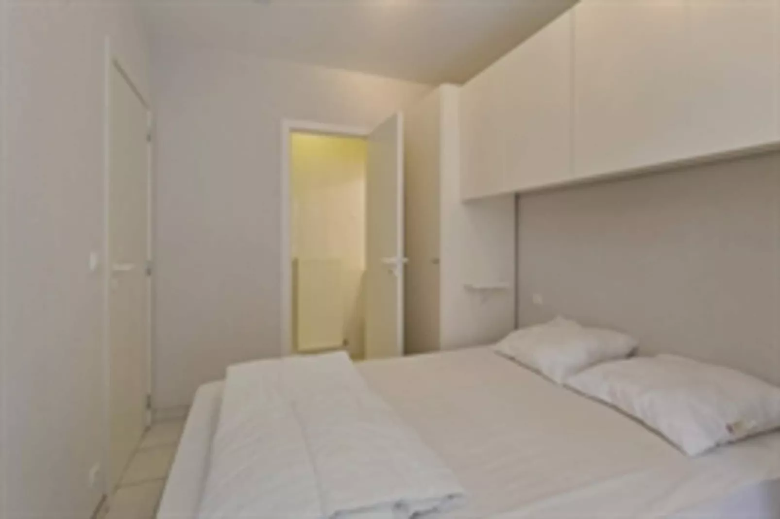 VILLANELLI - 32-Bedroom