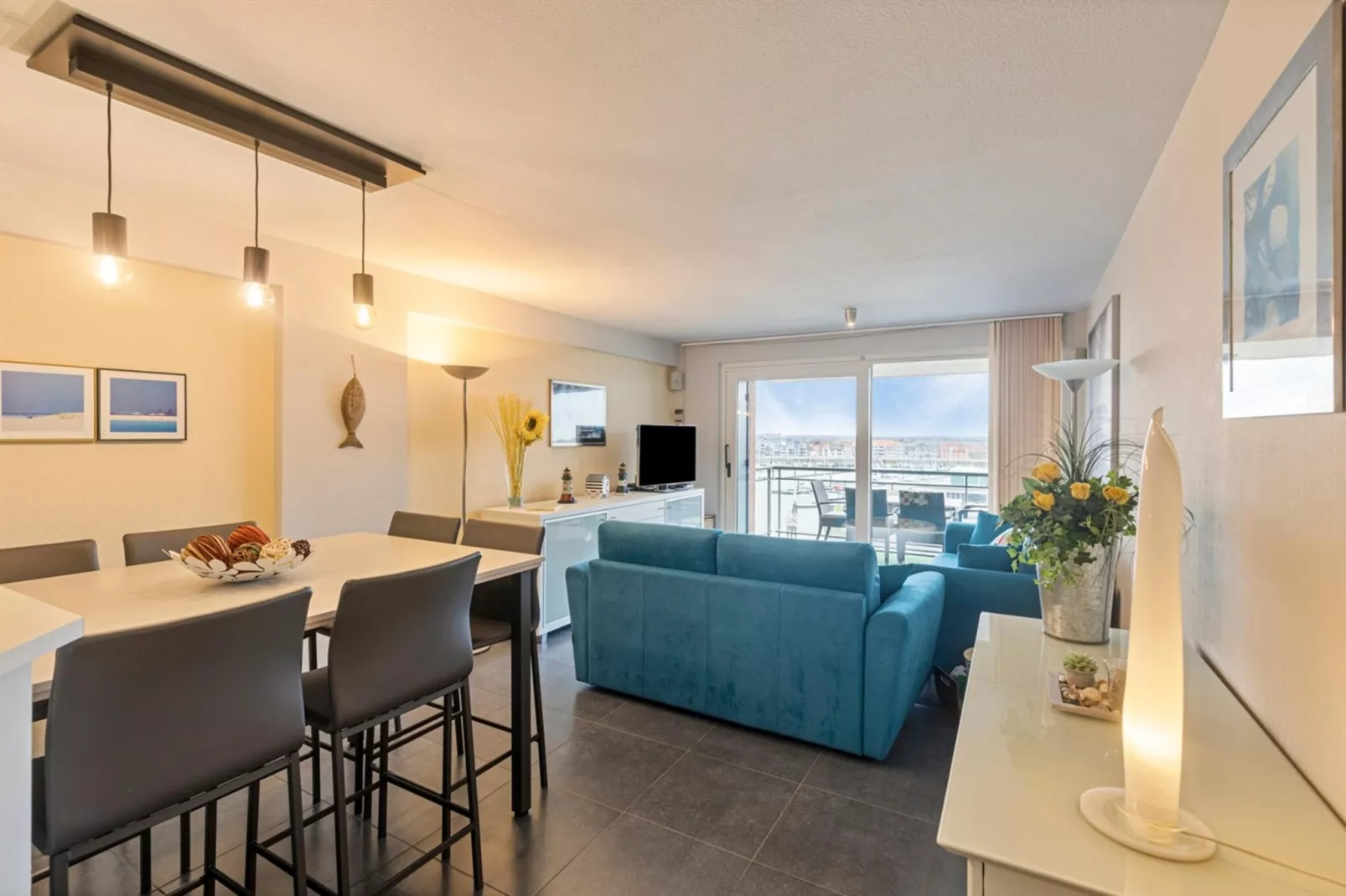 SLIPWAY - 7D-Living room