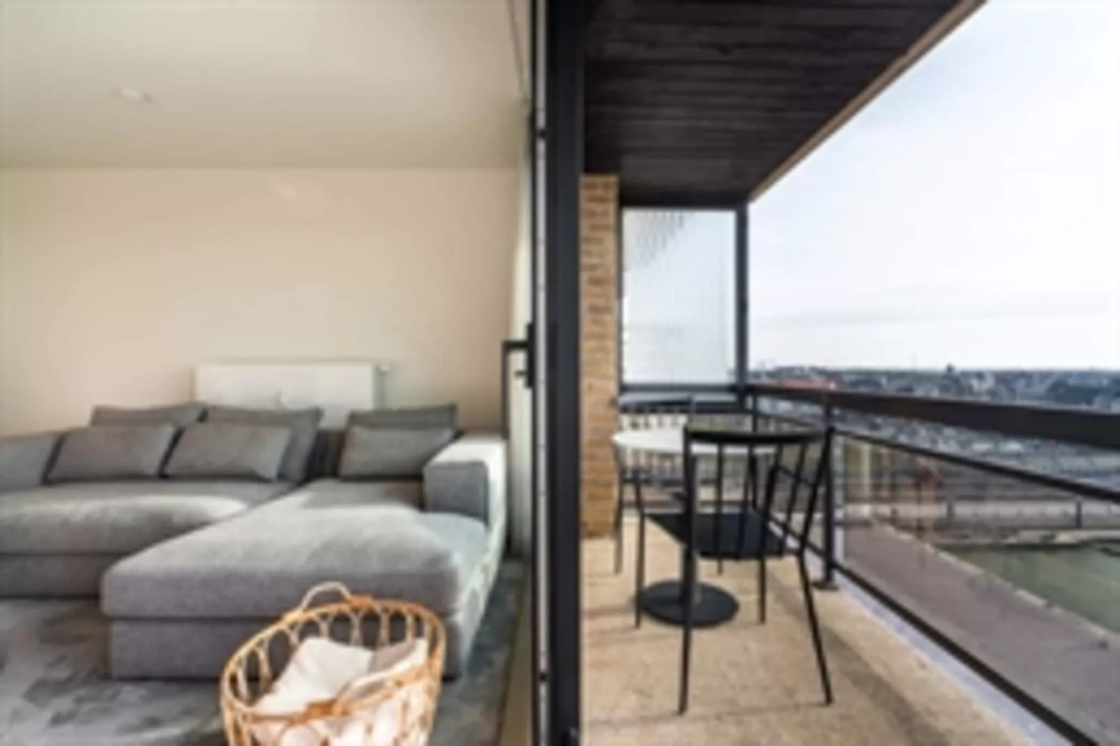 SLIPWAY - 7D-Living room