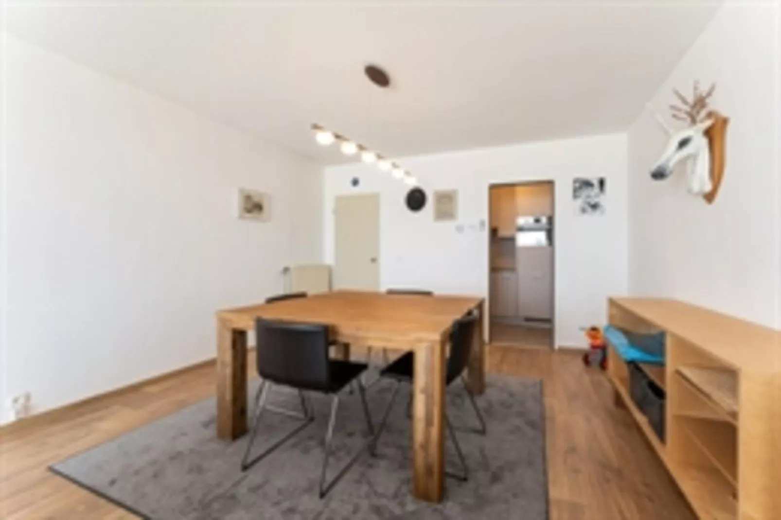 SEALING - H4-Living room