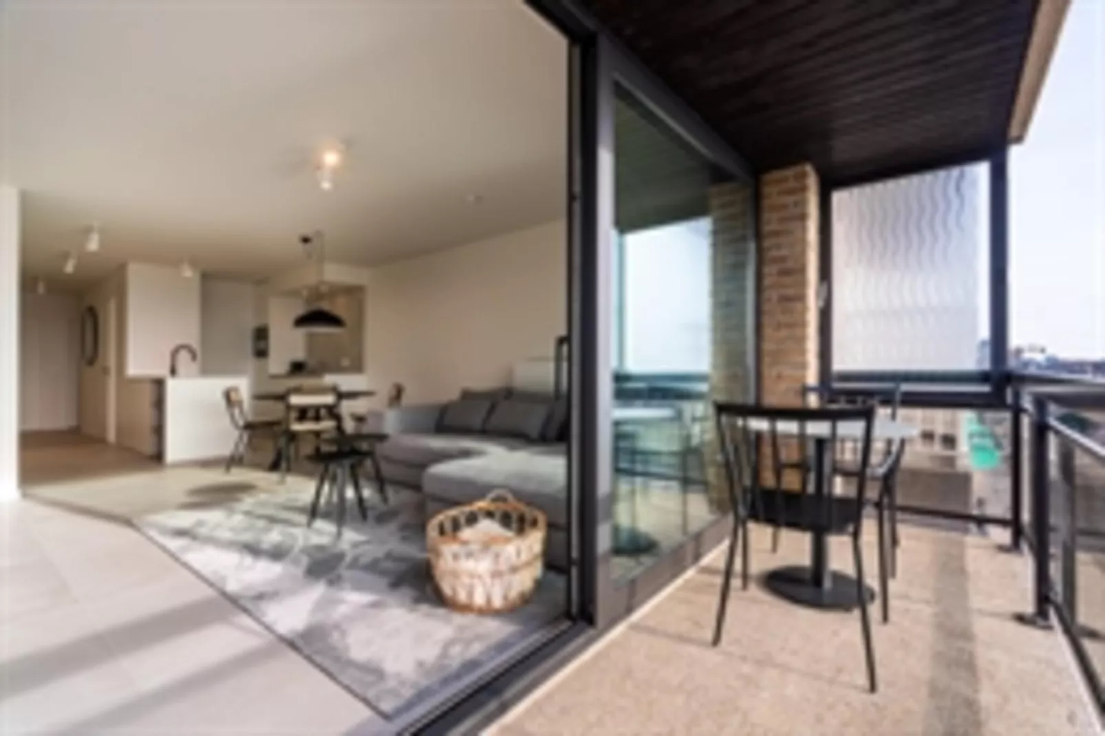 SLIPWAY - 7D-Living room