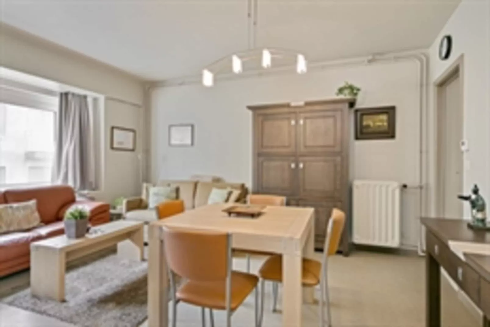 SEALING - H4-Living room