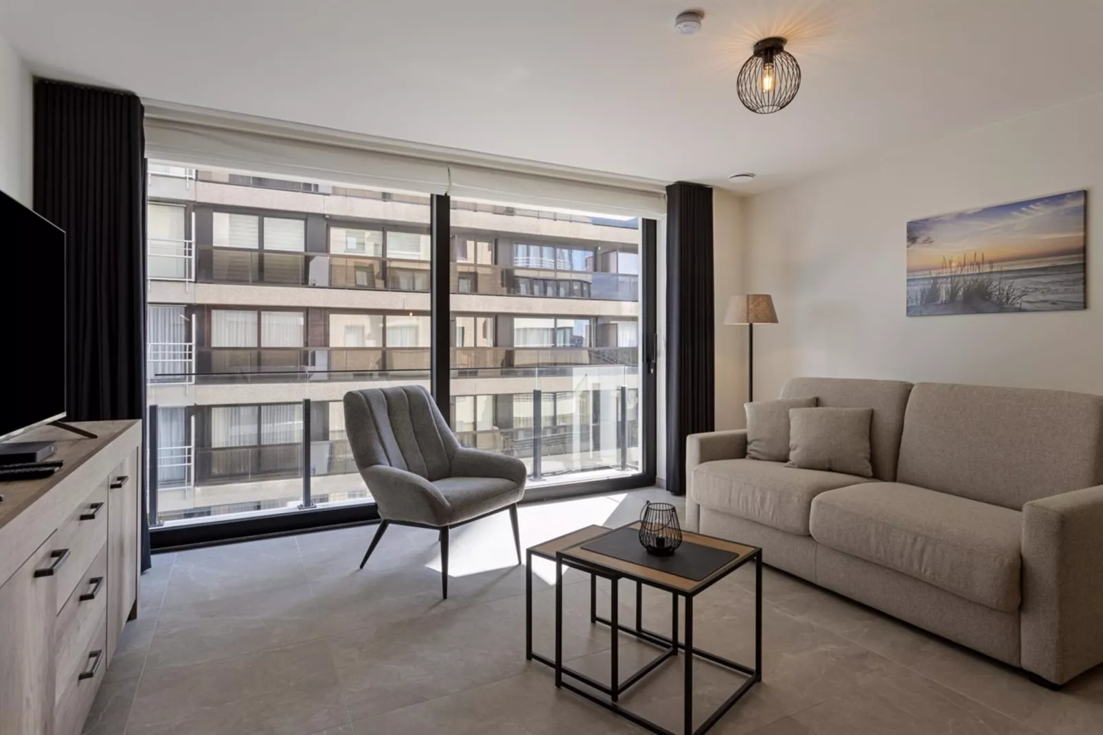 SEALING - H4-Living room