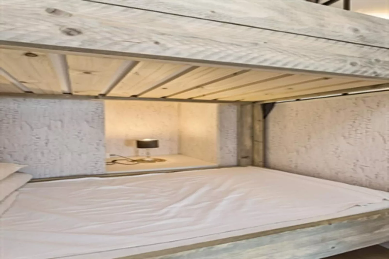 GOLF HIT - 8B-Bedroom