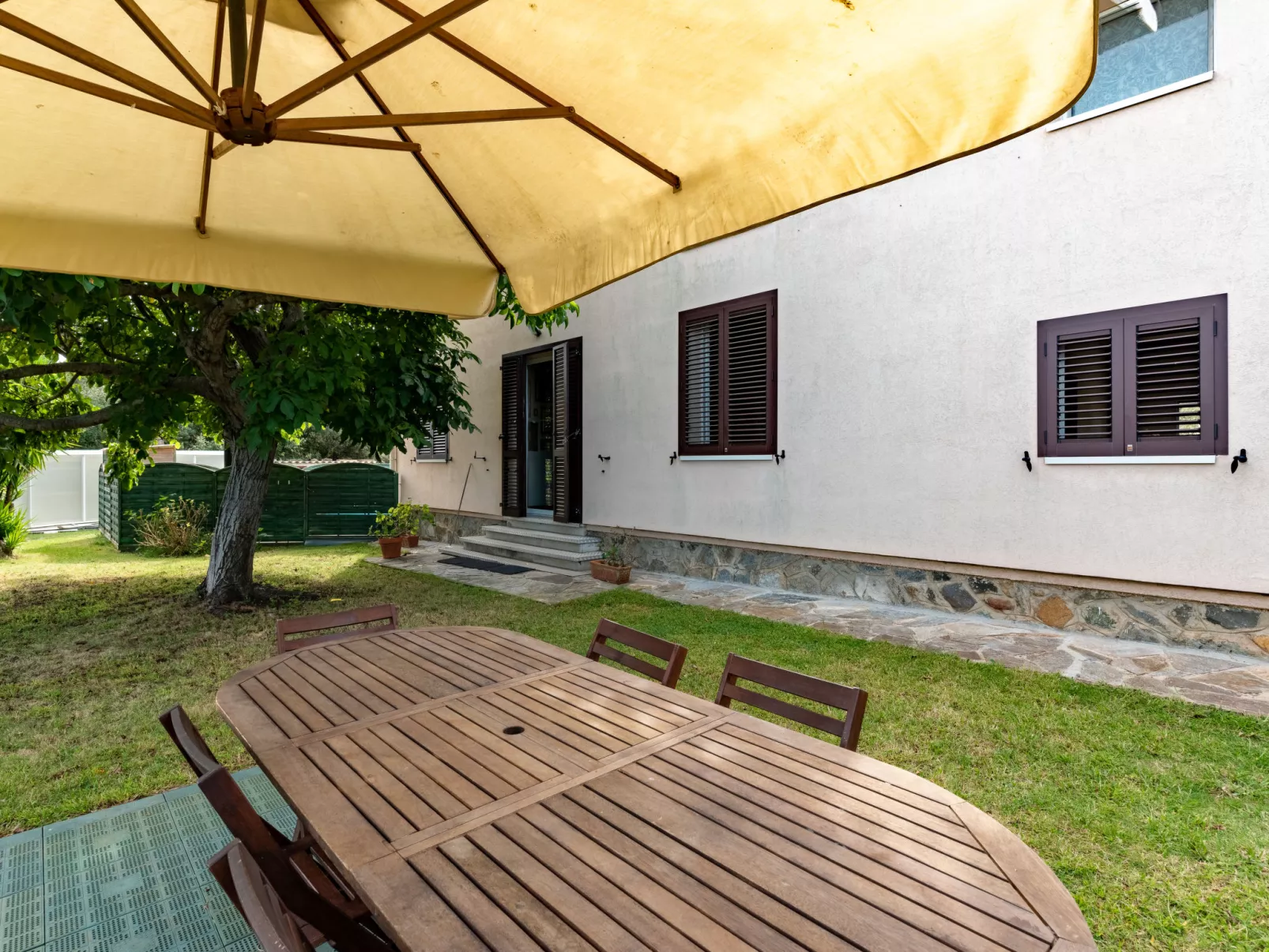 Villa Volpajola-Outside