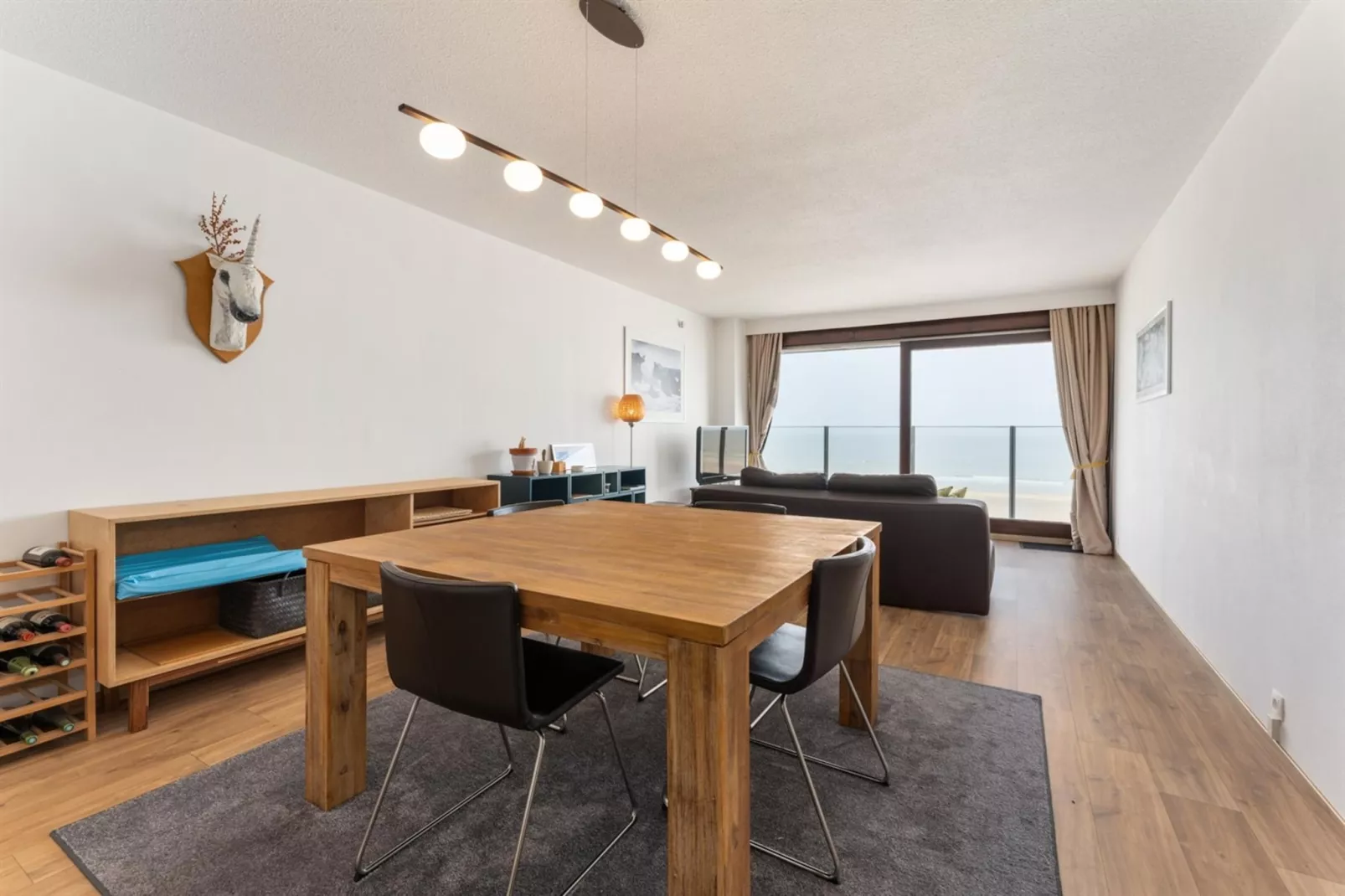 NORDVRIE - 5F-Living room