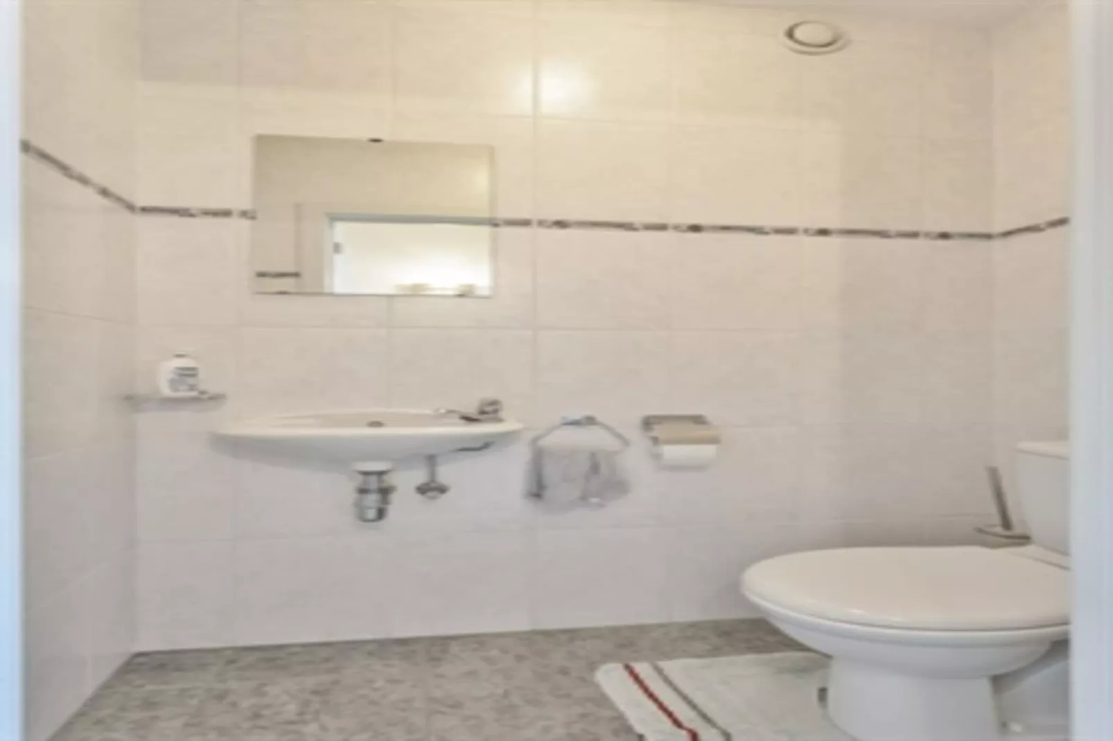 SEA MIRROR 0303-Bathroom