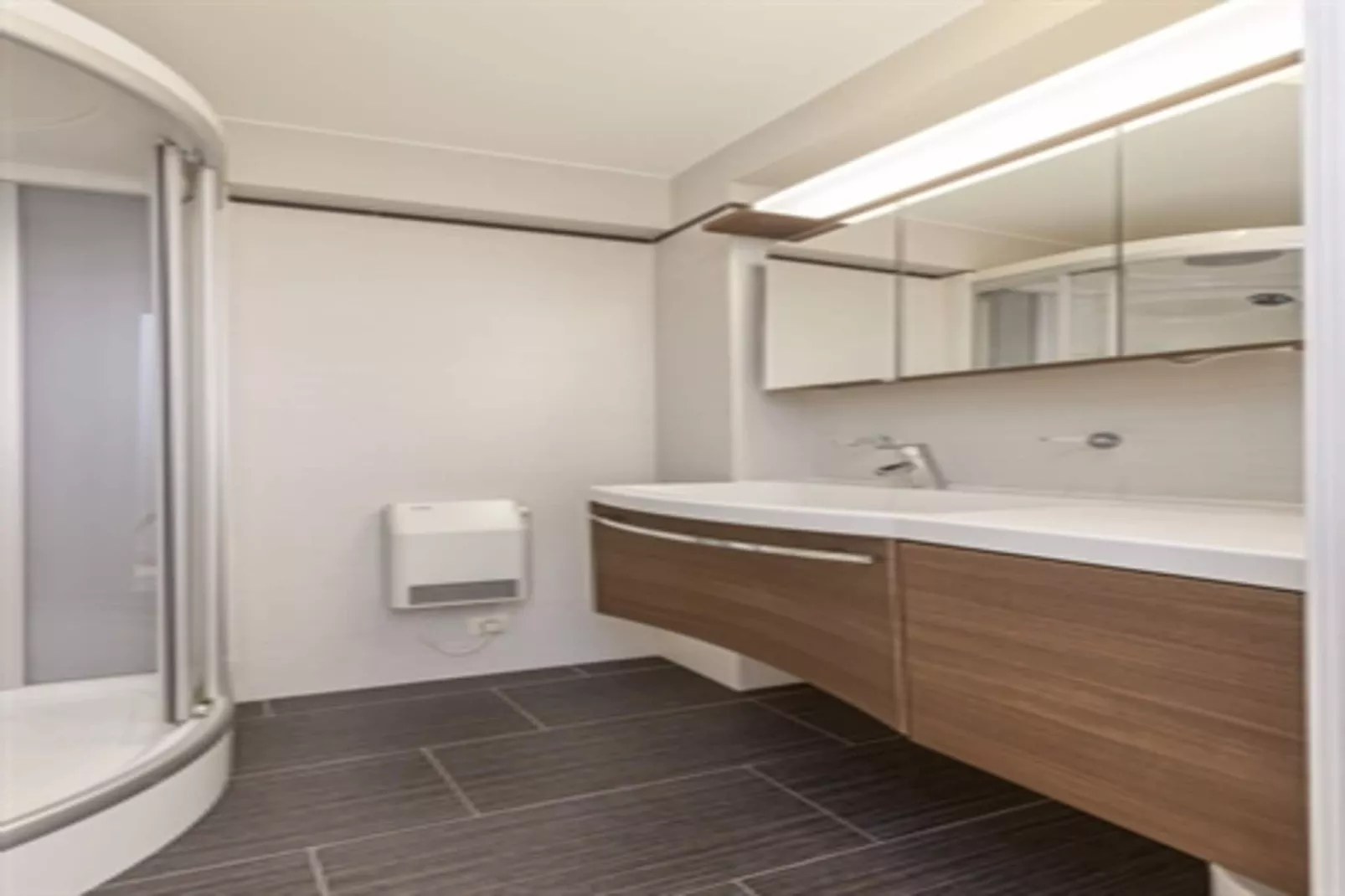PARADIS - 5A-Bathroom