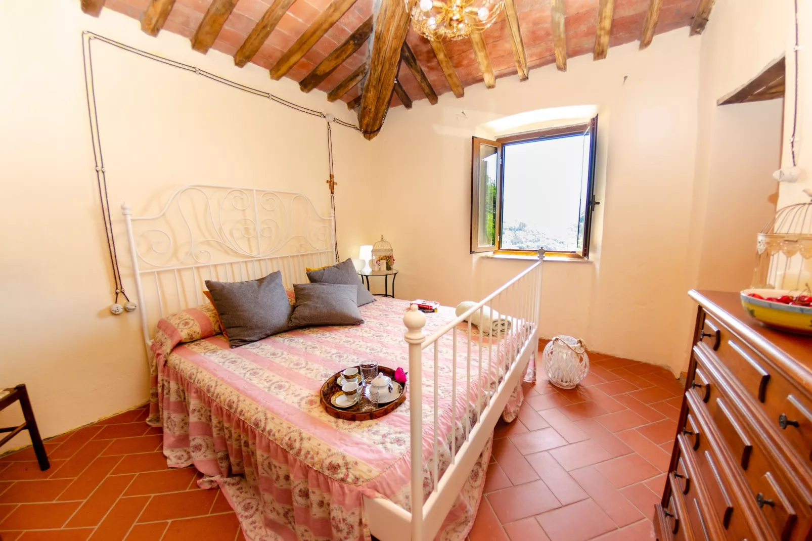 Renzo Due-Bedroom