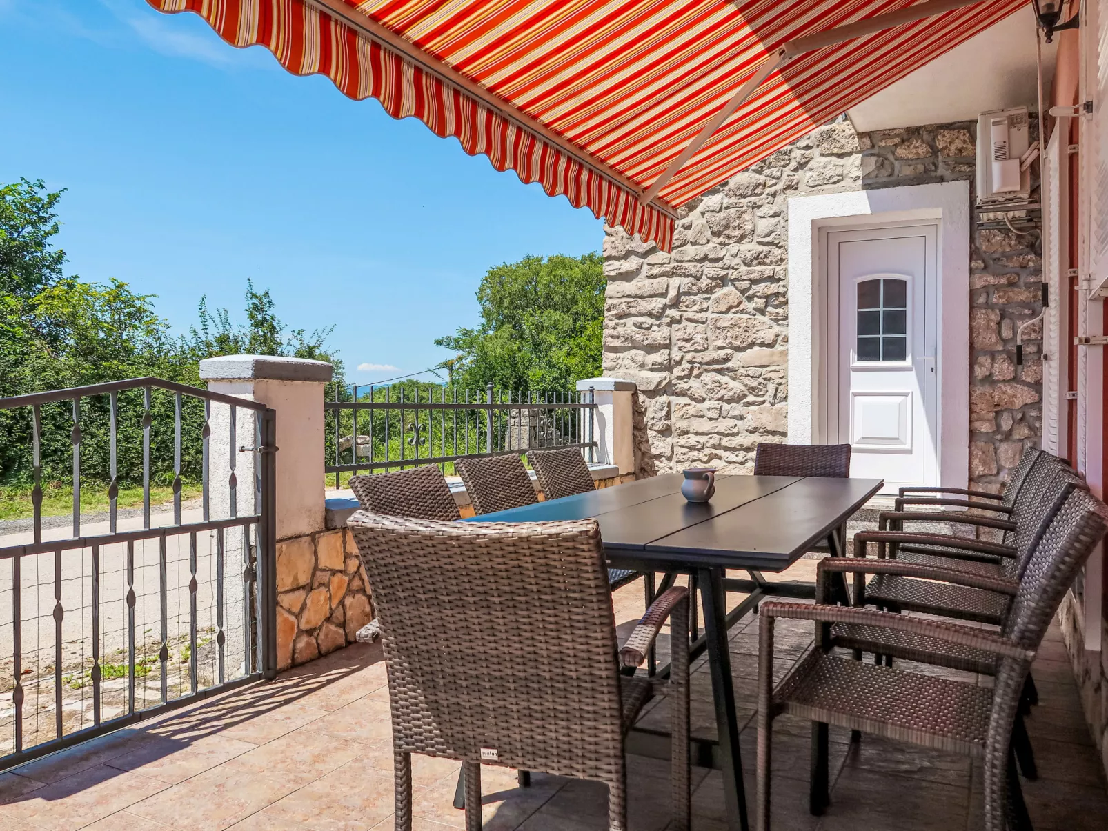 Villa Desanka-Outside