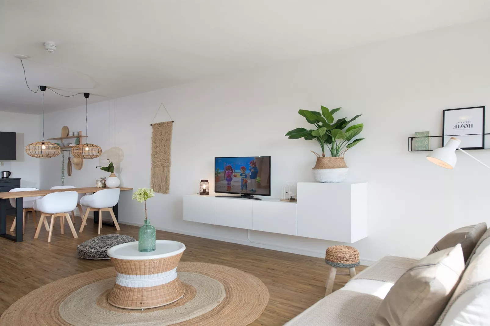 Scheveningen Harbour 48A-Living room