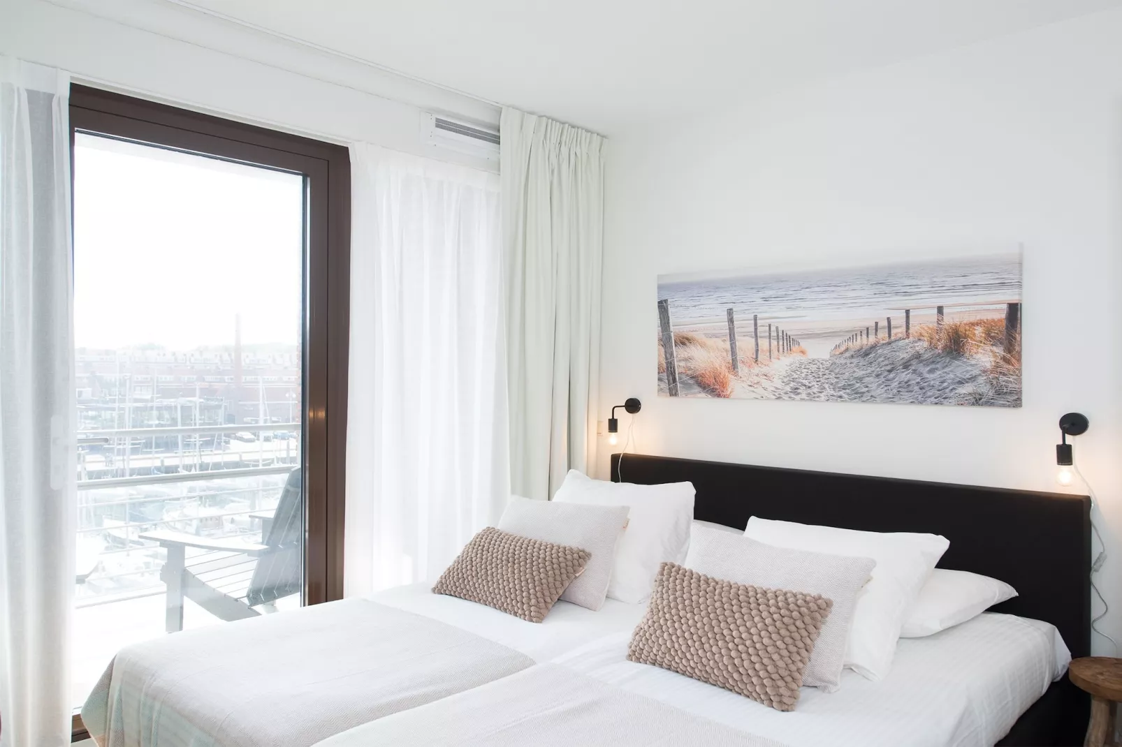 Scheveningen Harbour 48A-Bedroom