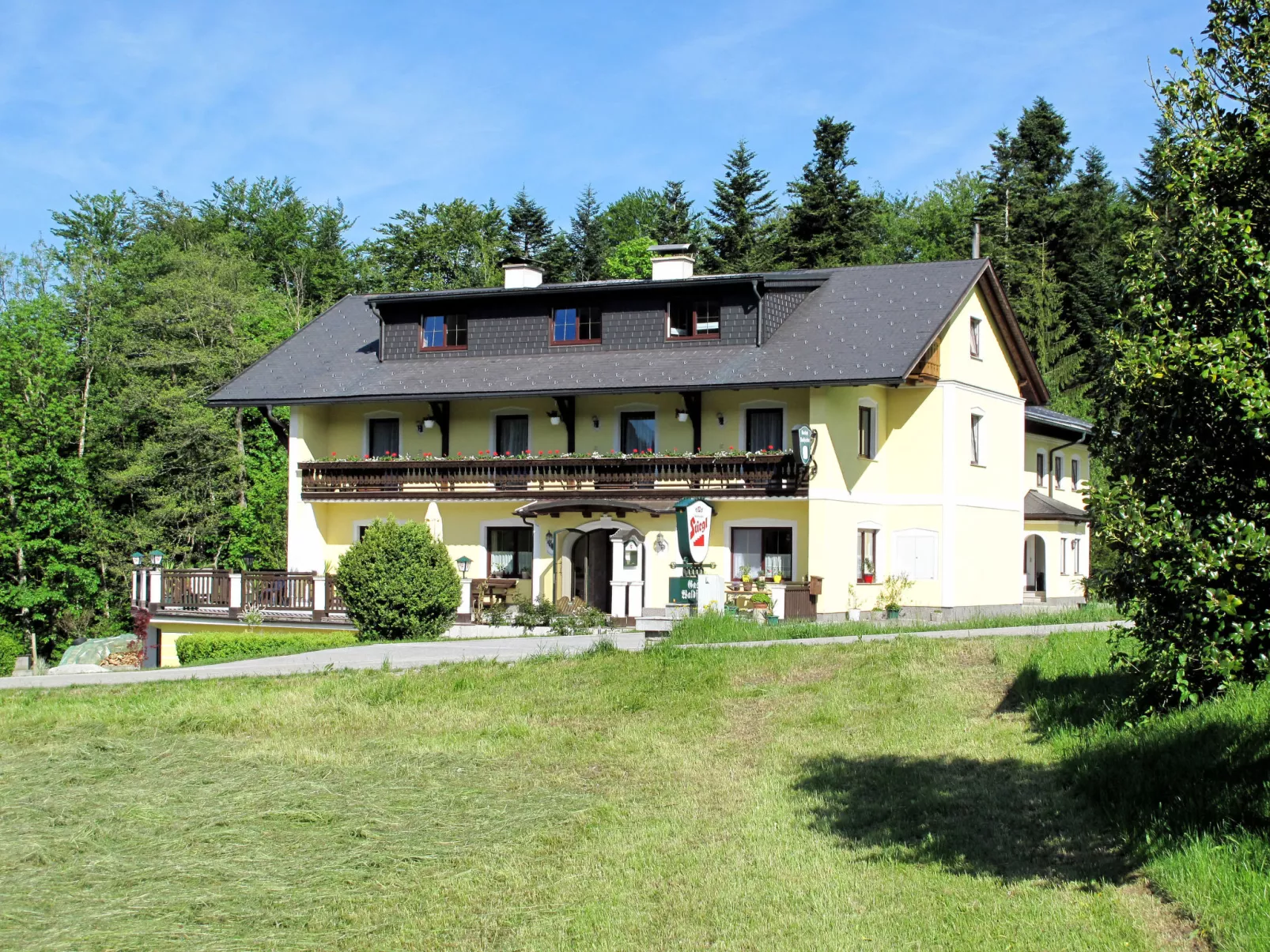 Lärche-Outside
