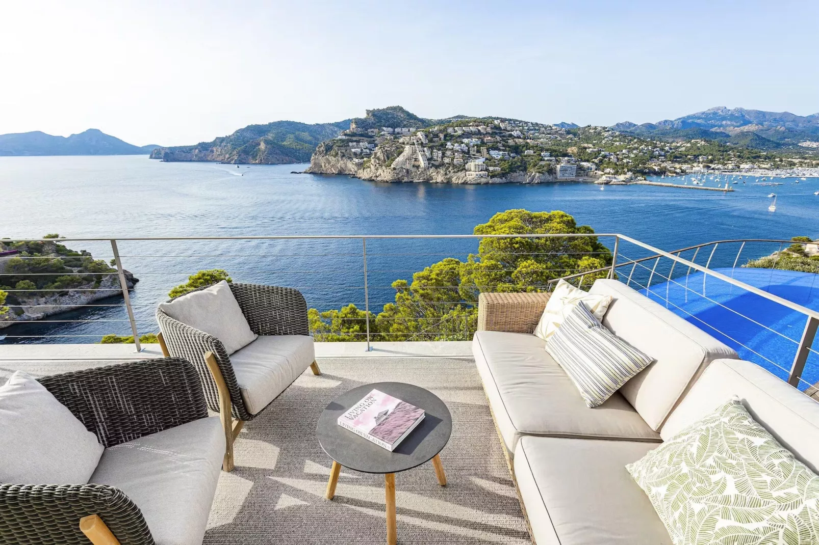 Villa Minerva-Balcon-terrasse