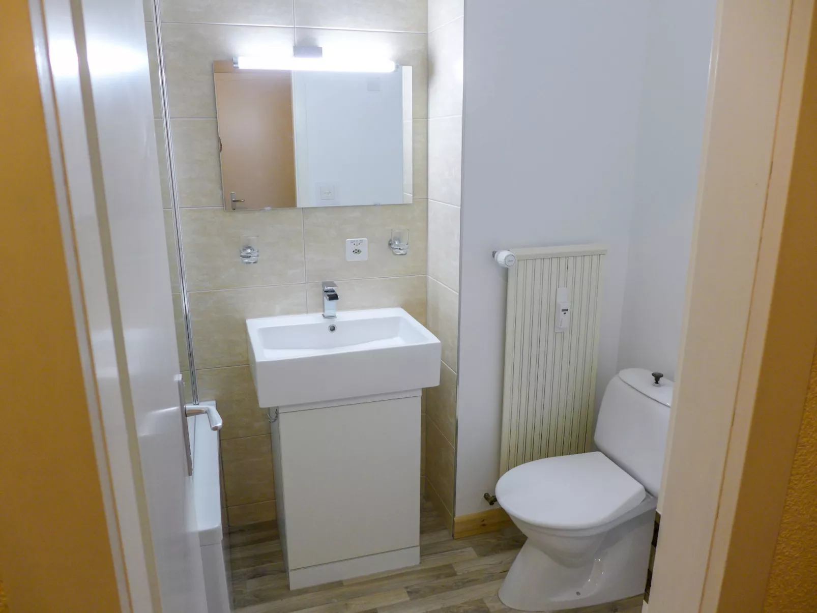 Les Choucas B 28-Inside