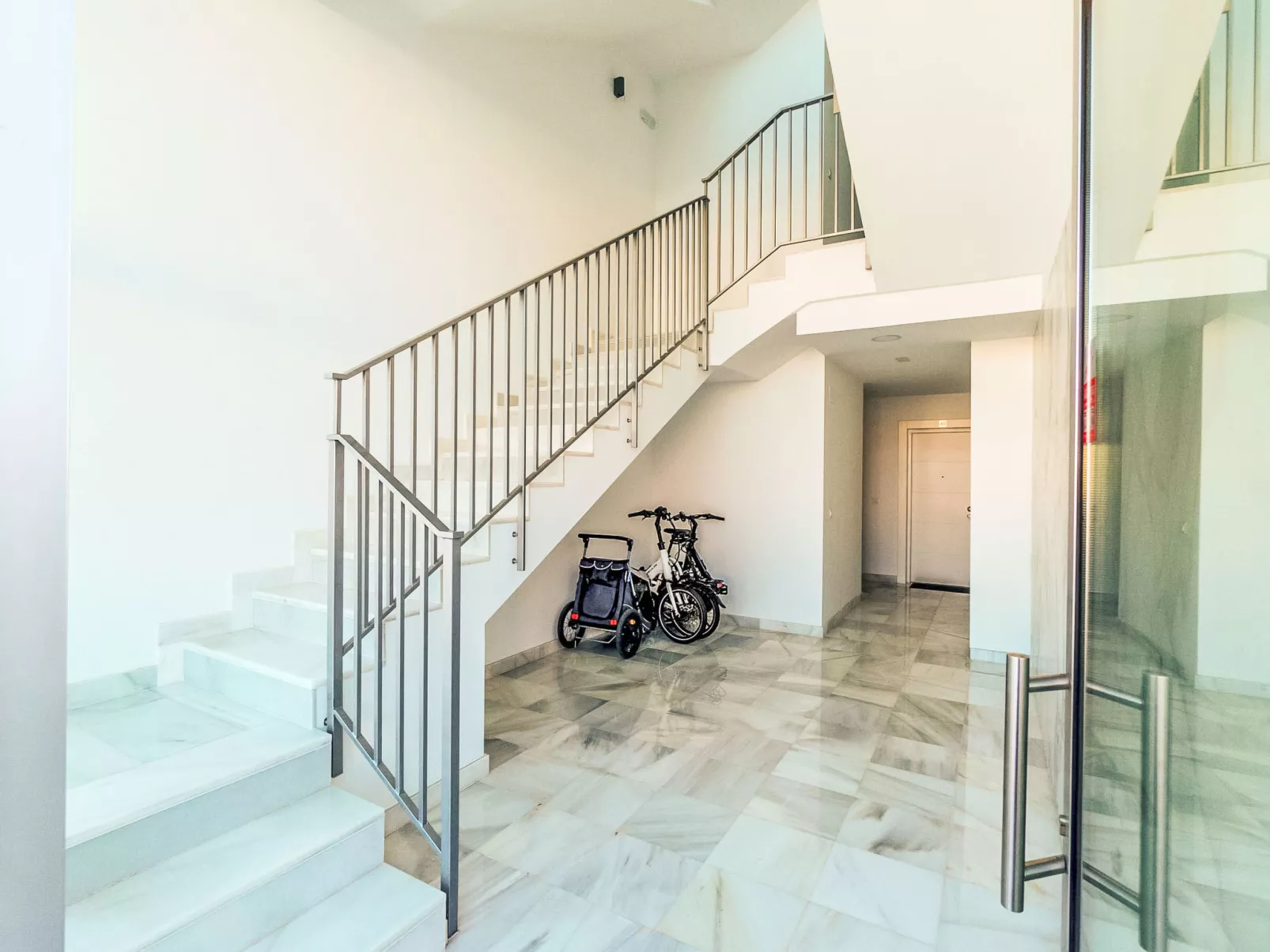 Ema Residencial-Inside
