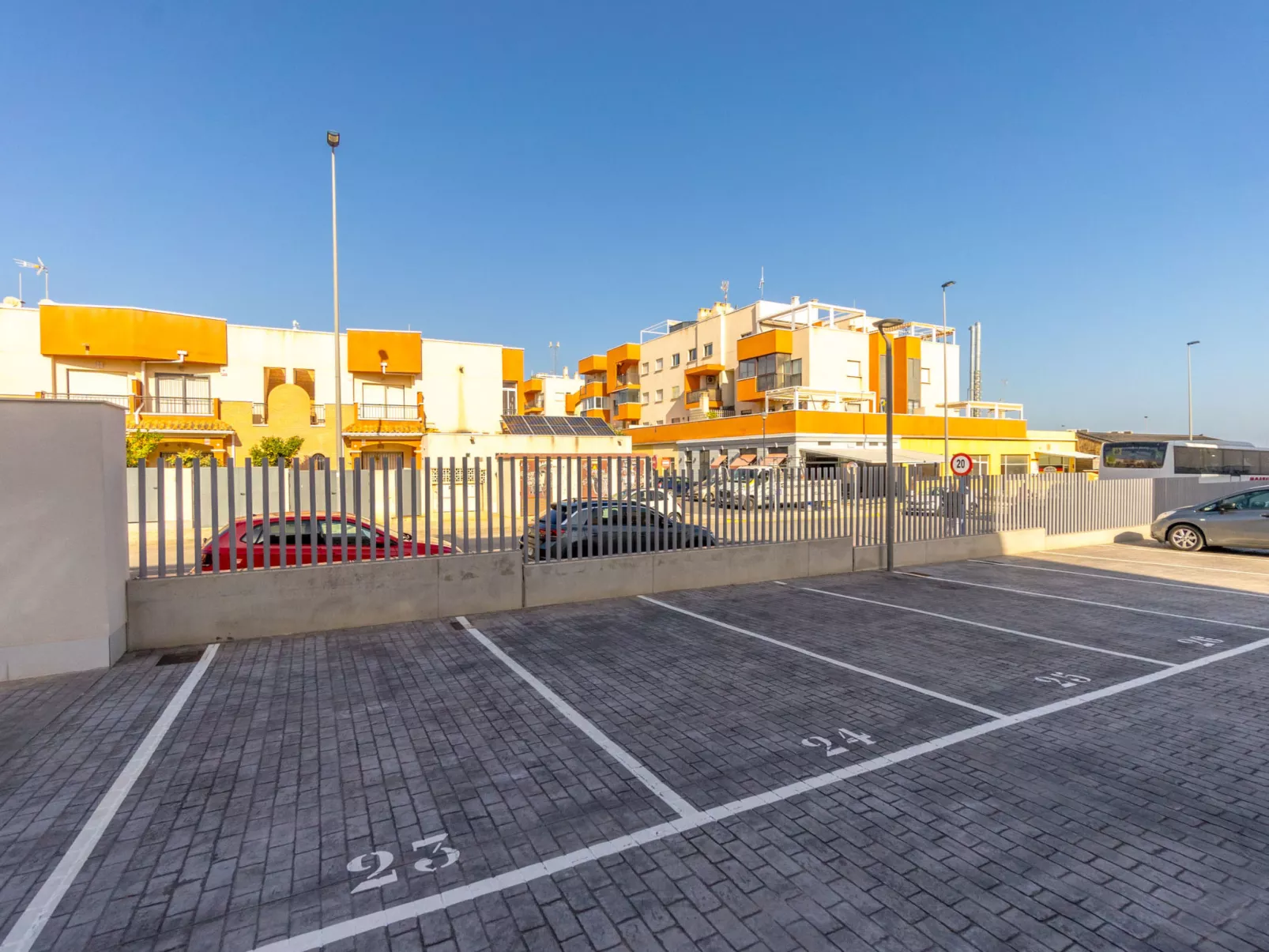Ema Residencial-Outside