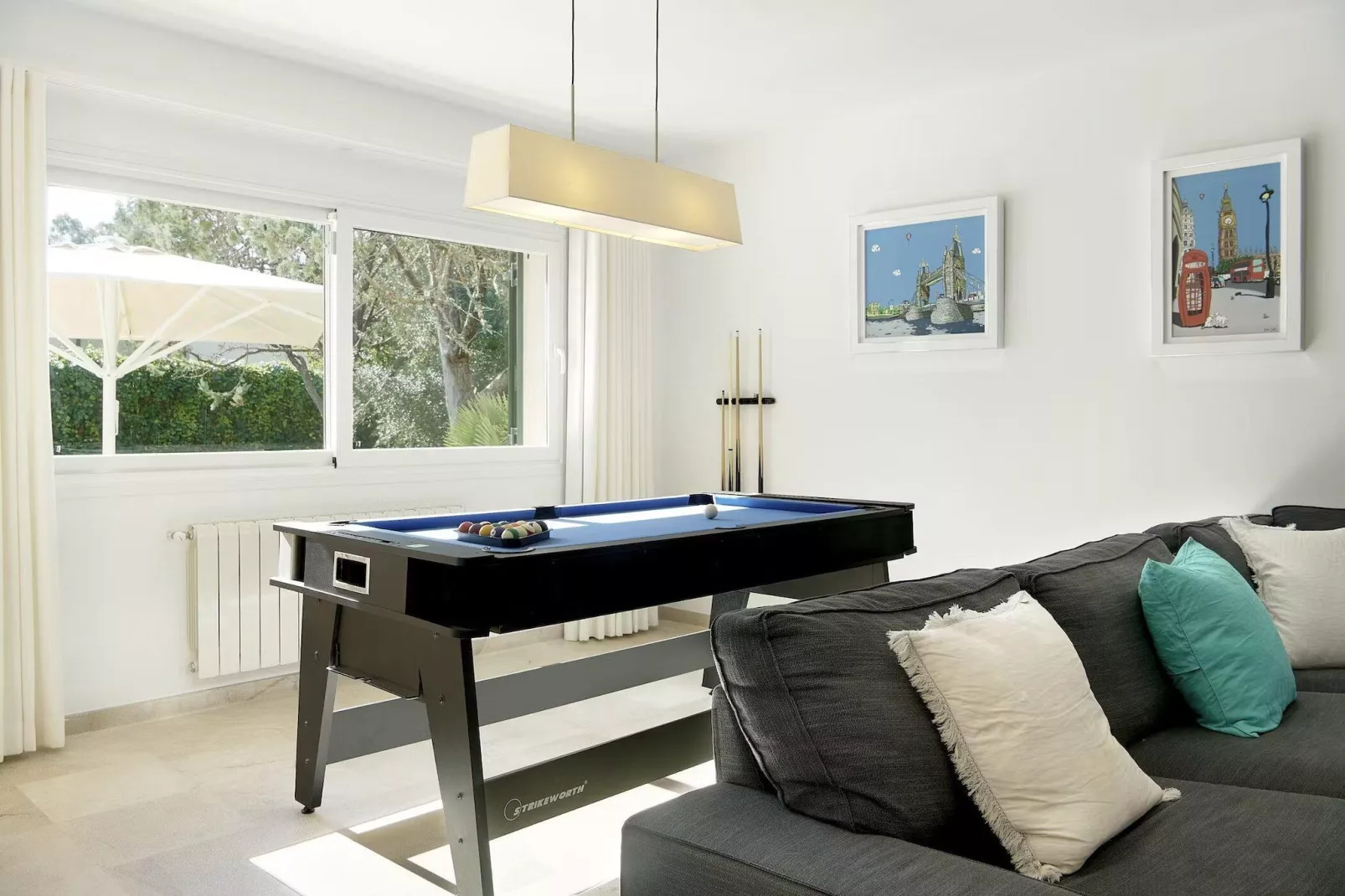 Villa Estevez-Recreation room