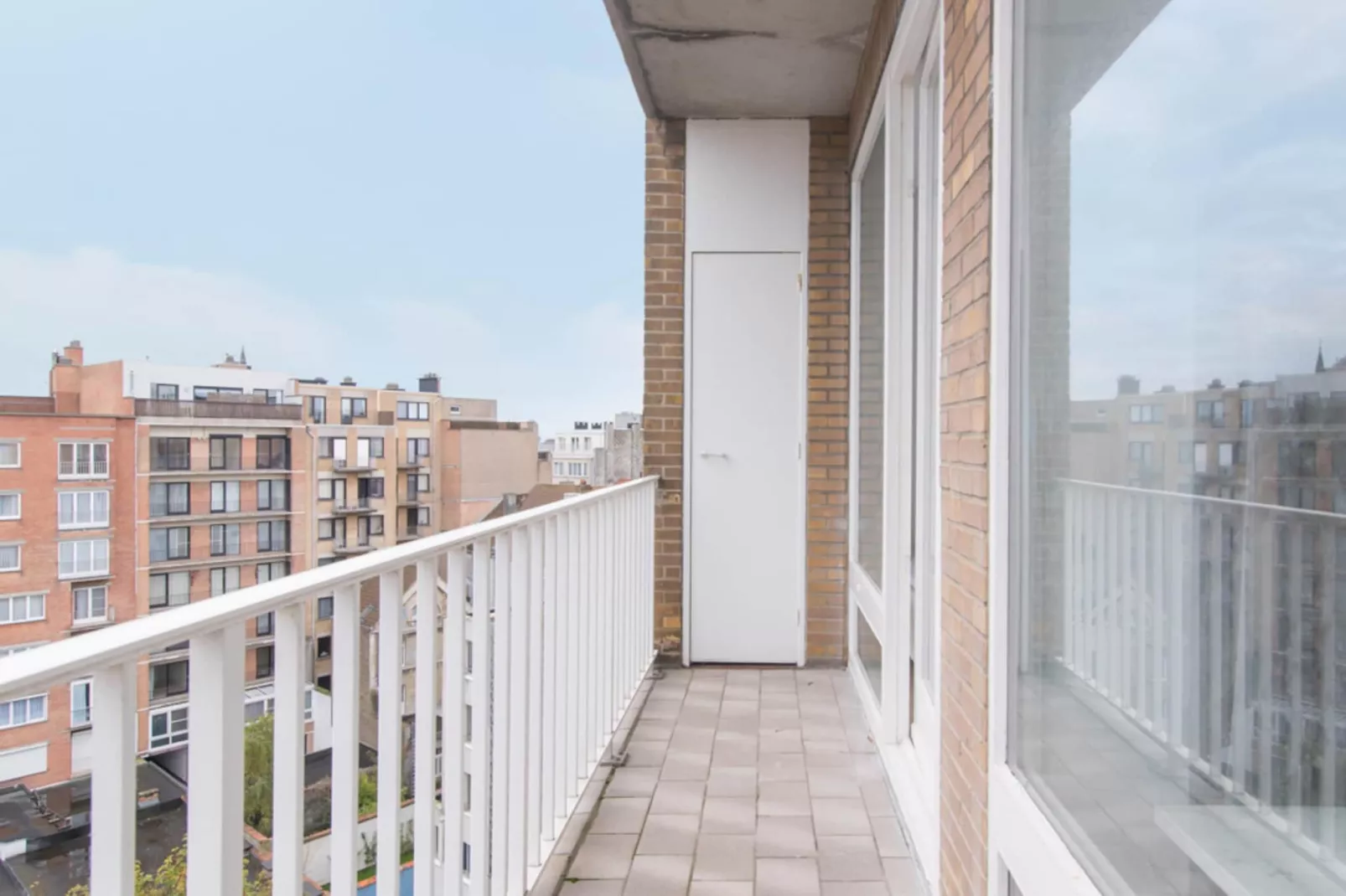 Isis-Terrace balcony