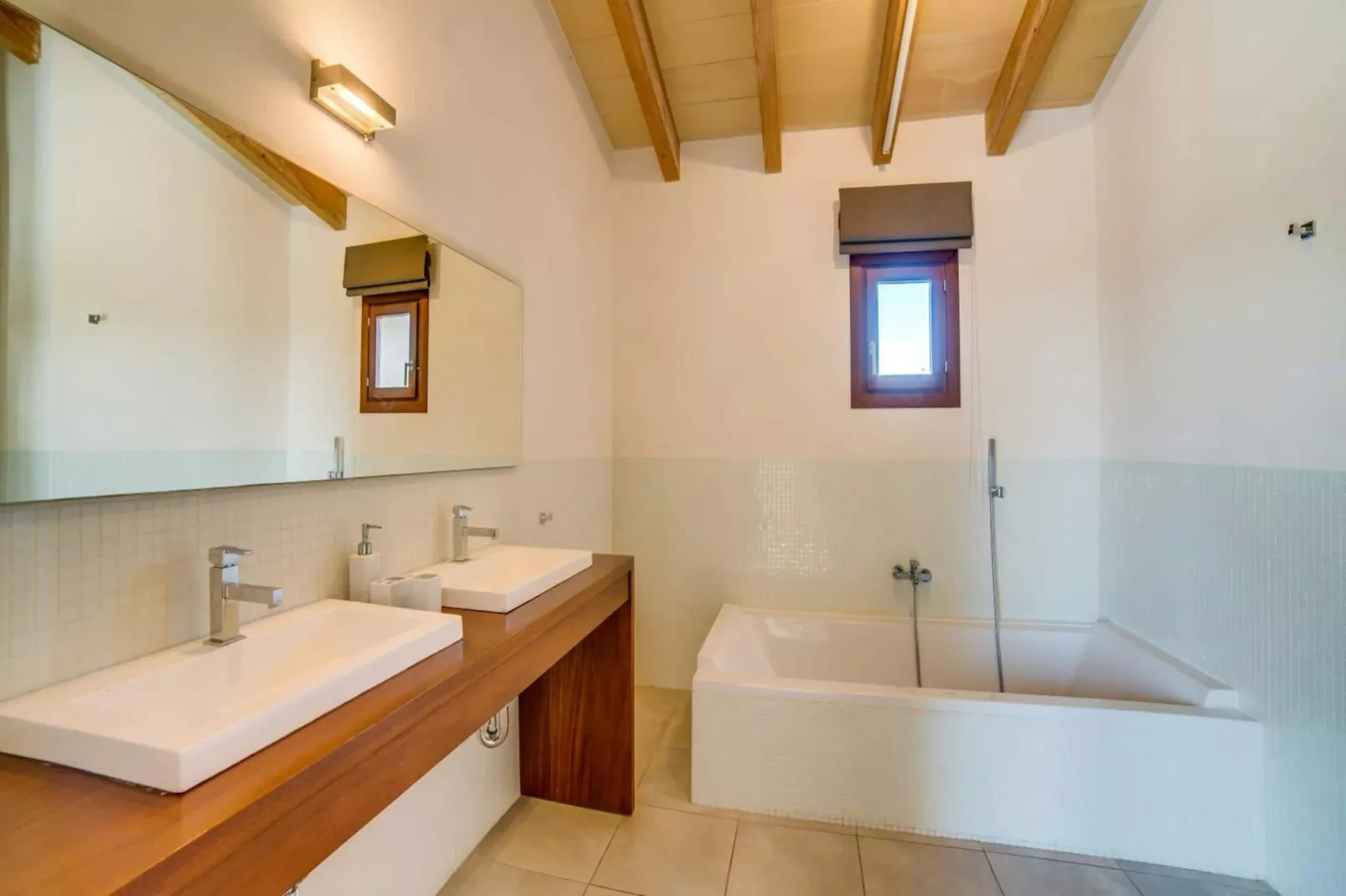 Villa Serefina-Bathroom