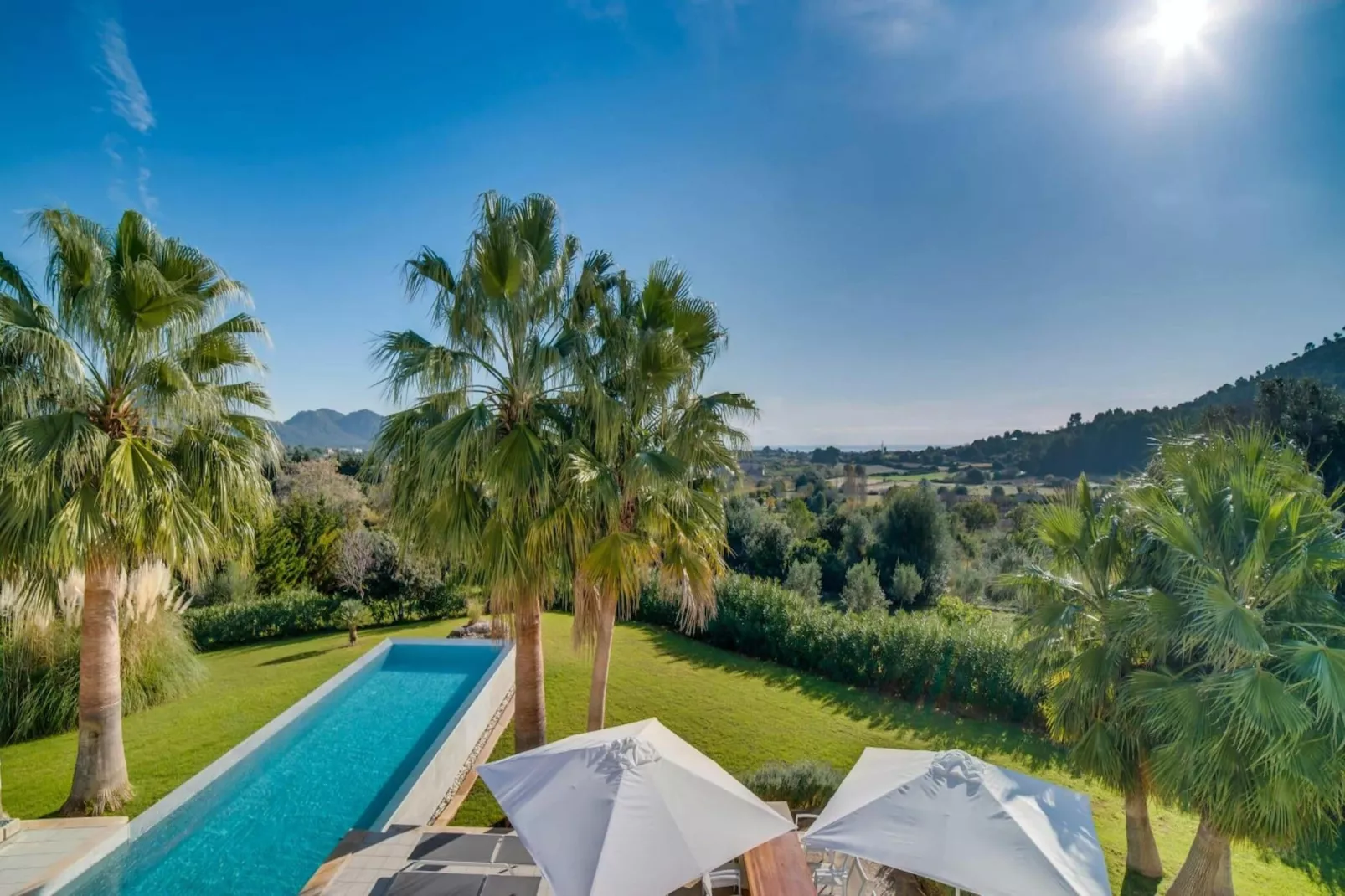 Villa Serefina-Areas summer 1km
