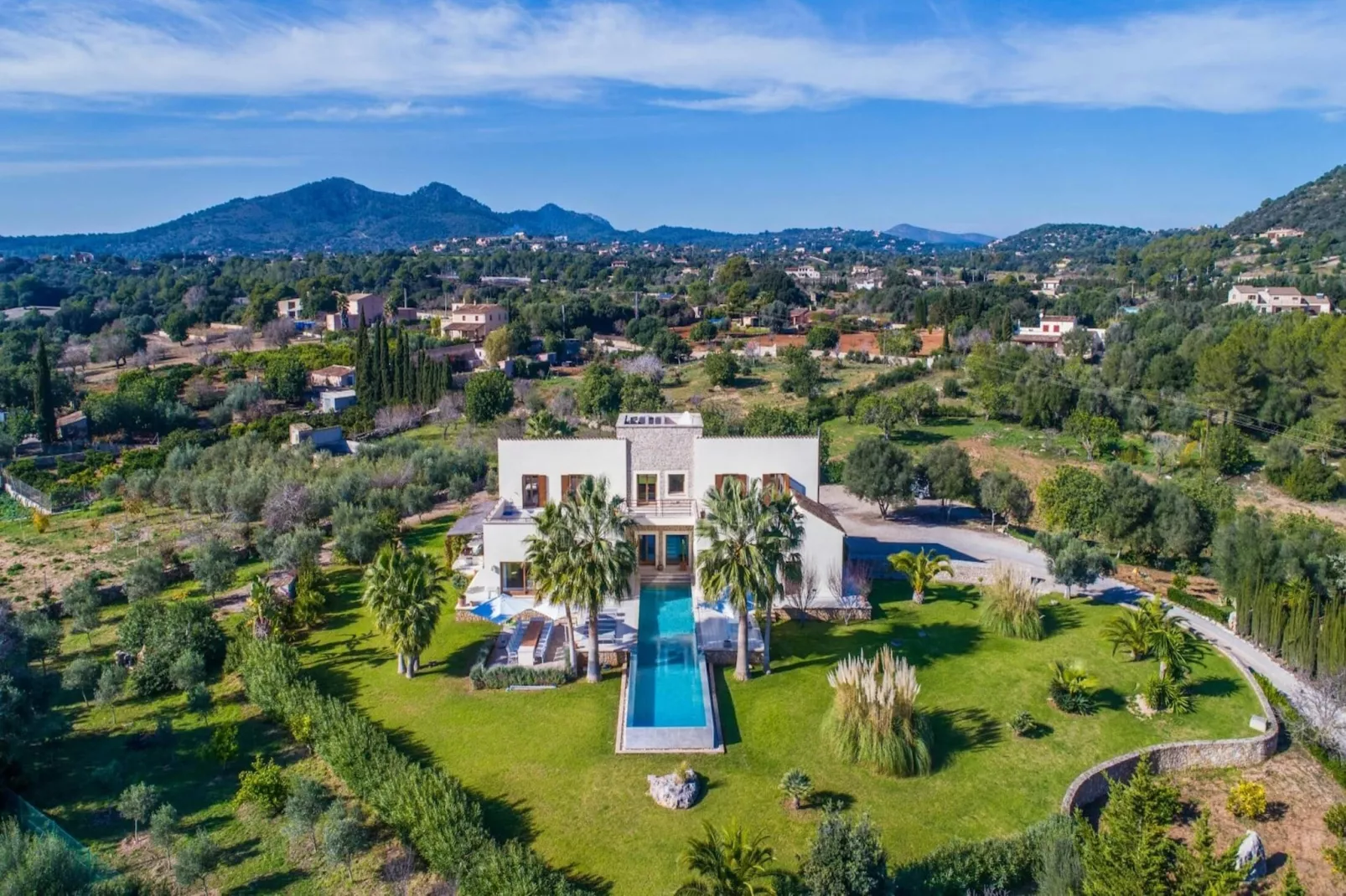 Villa Serefina-Areas summer 1km