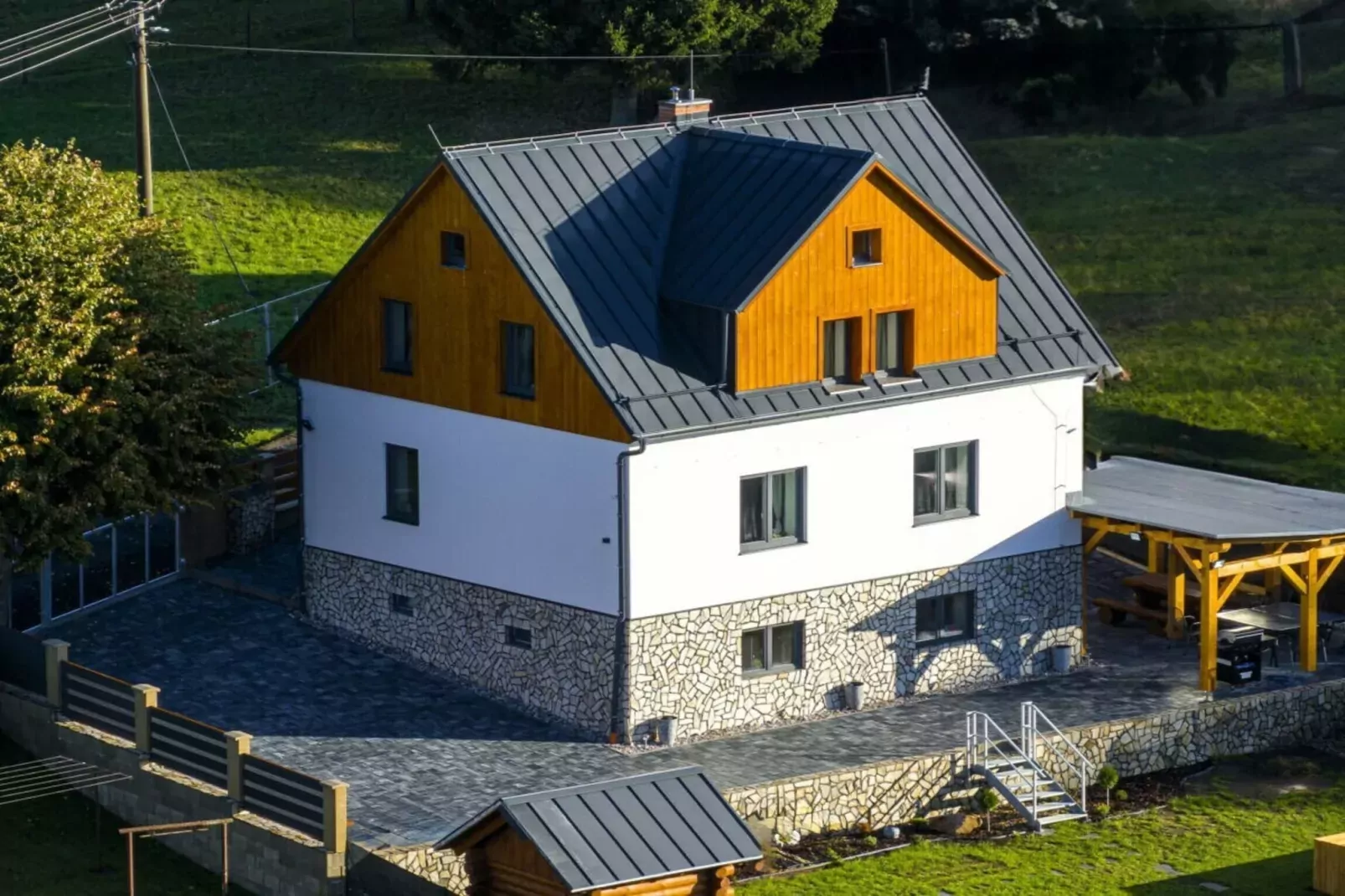 Jiretin p Jedlovou - NDW445-Exterior summer