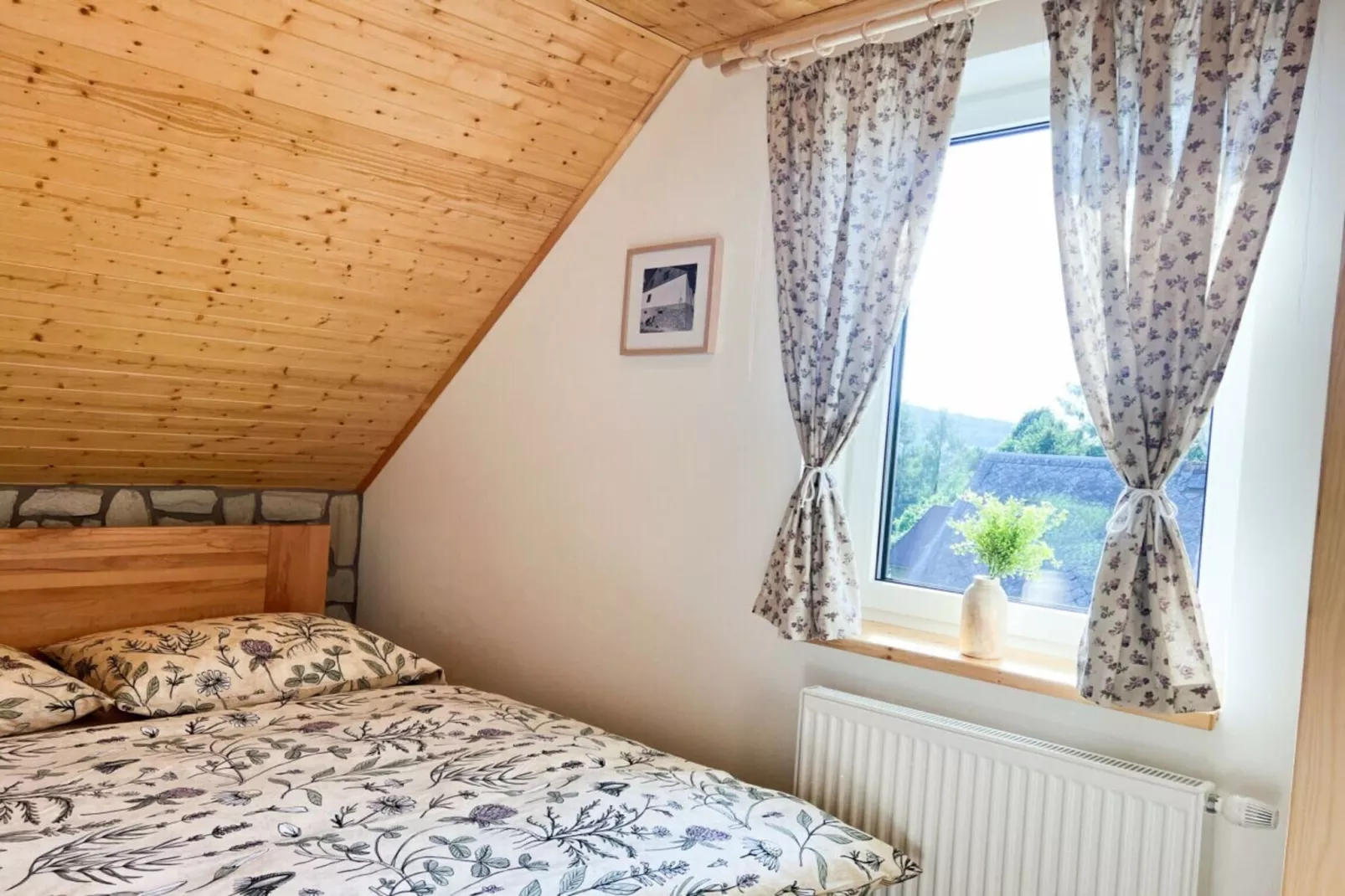 Jiretin p Jedlovou - NDW445-Bedroom
