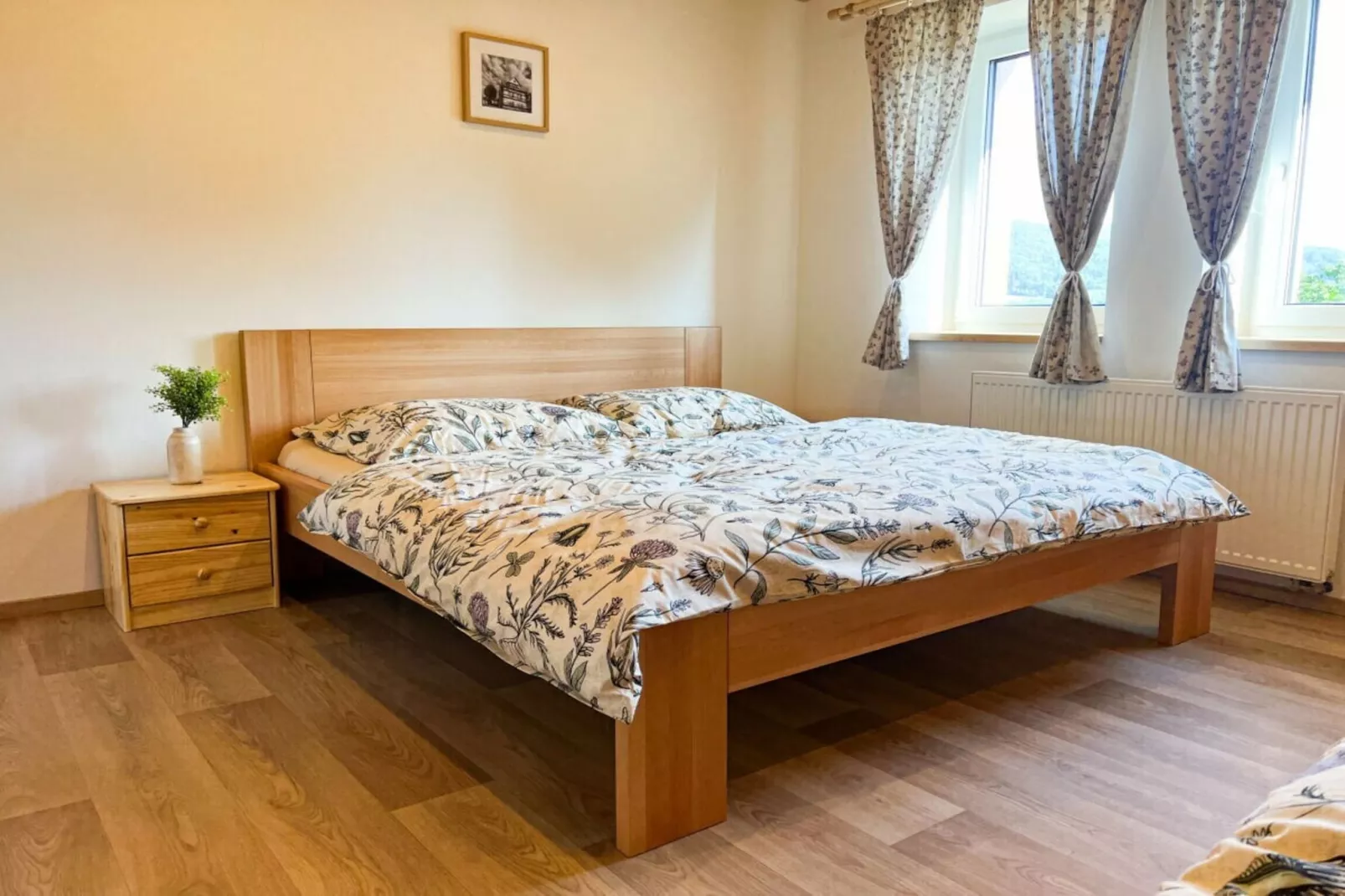 Jiretin p Jedlovou - NDW445-Bedroom
