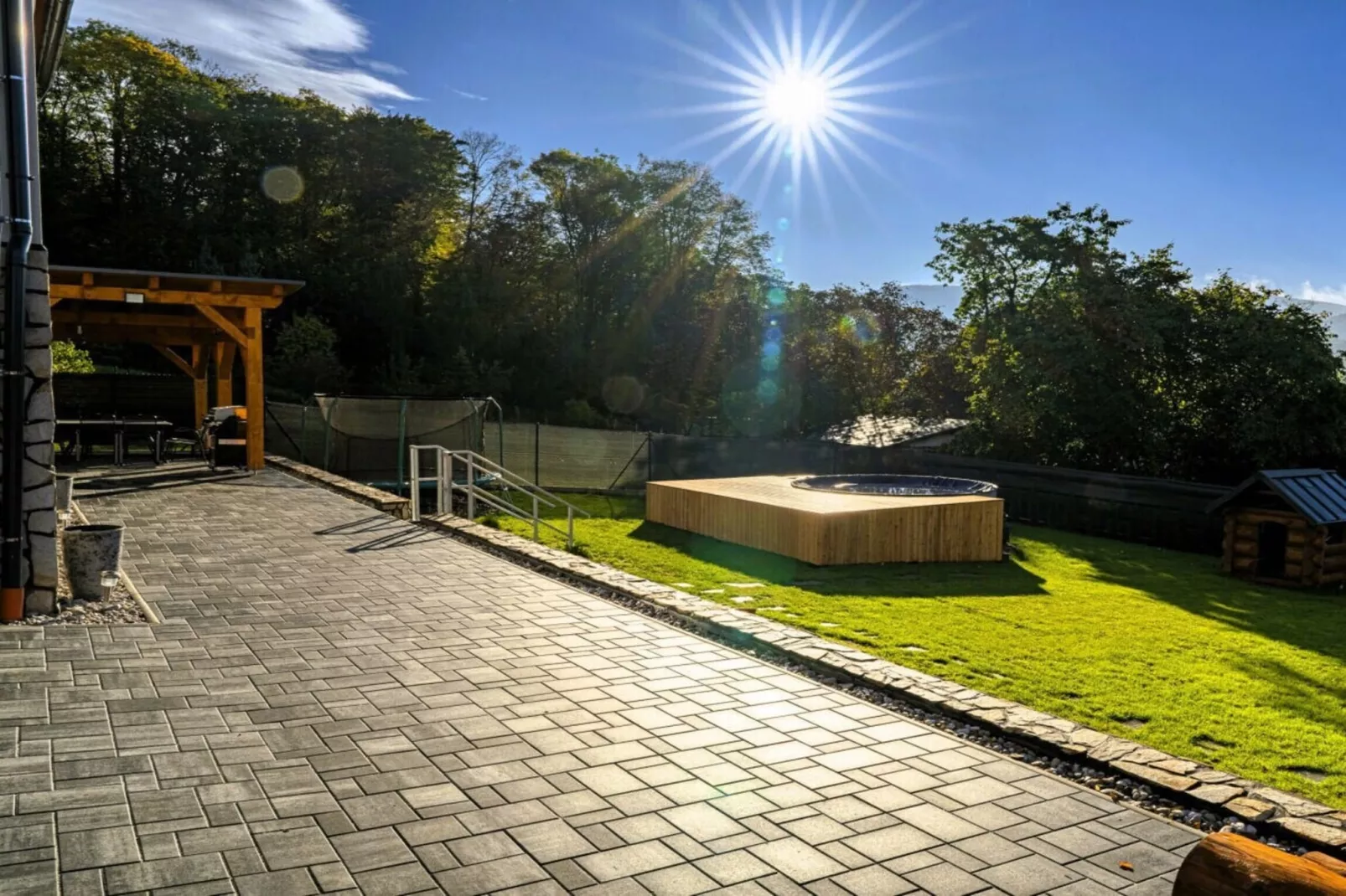 Jiretin p Jedlovou - NDW445-Gardens summer