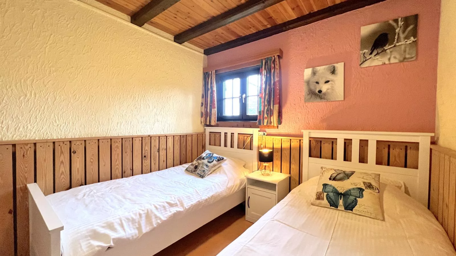 La Pomme de Pin-Bedroom