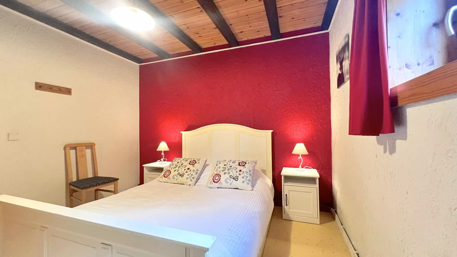 La Pomme de Pin-Bedroom